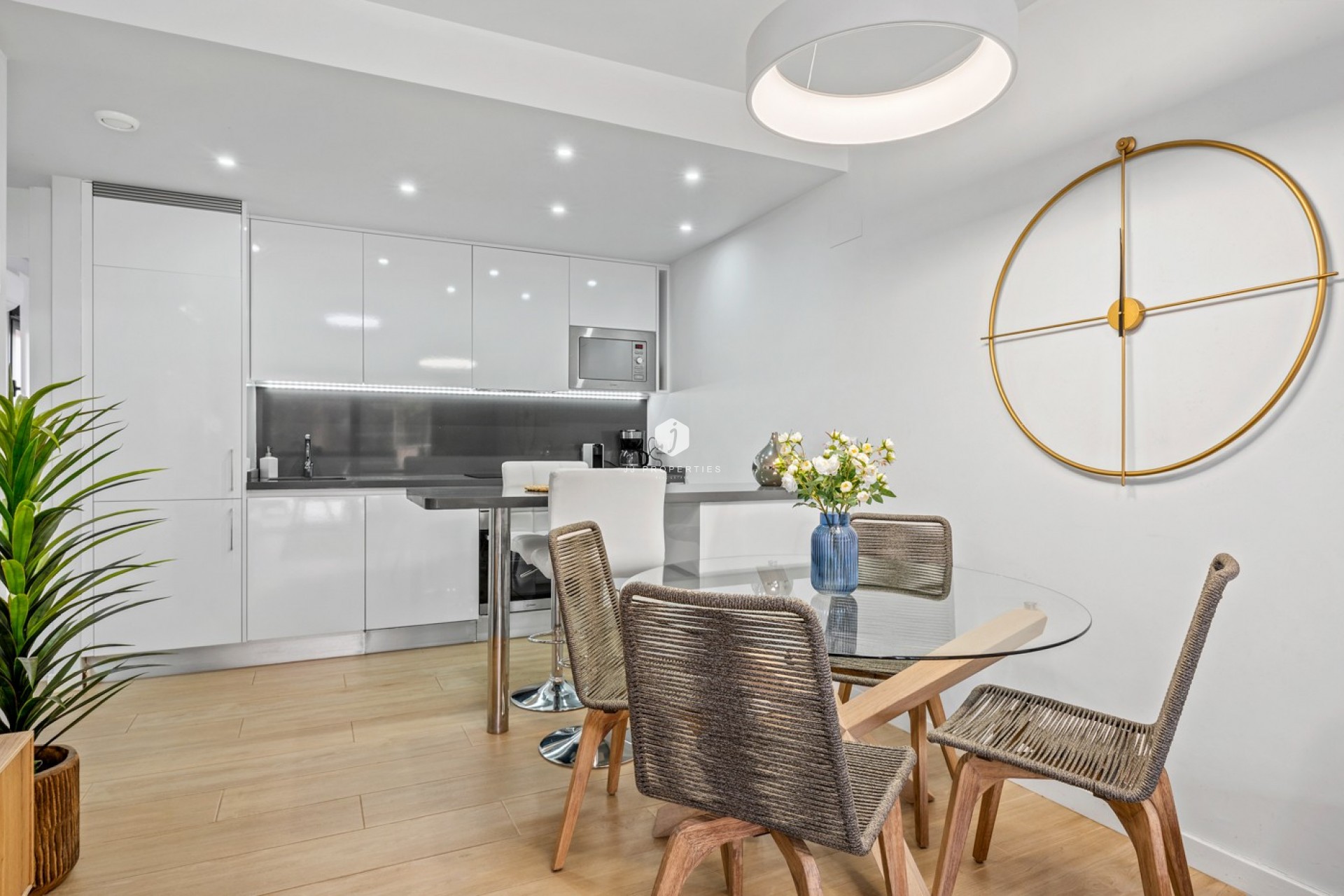 Aus zweiter Hand - Wohnung -
Orihuela Costa - Costa Blanca