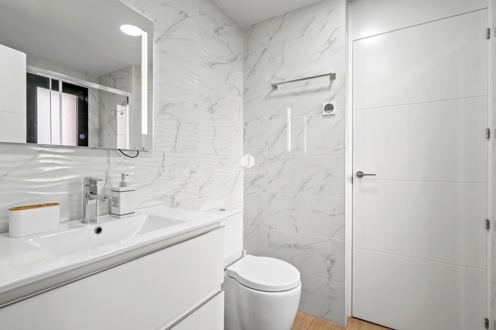 Aus zweiter Hand - Wohnung -
Orihuela Costa - Costa Blanca