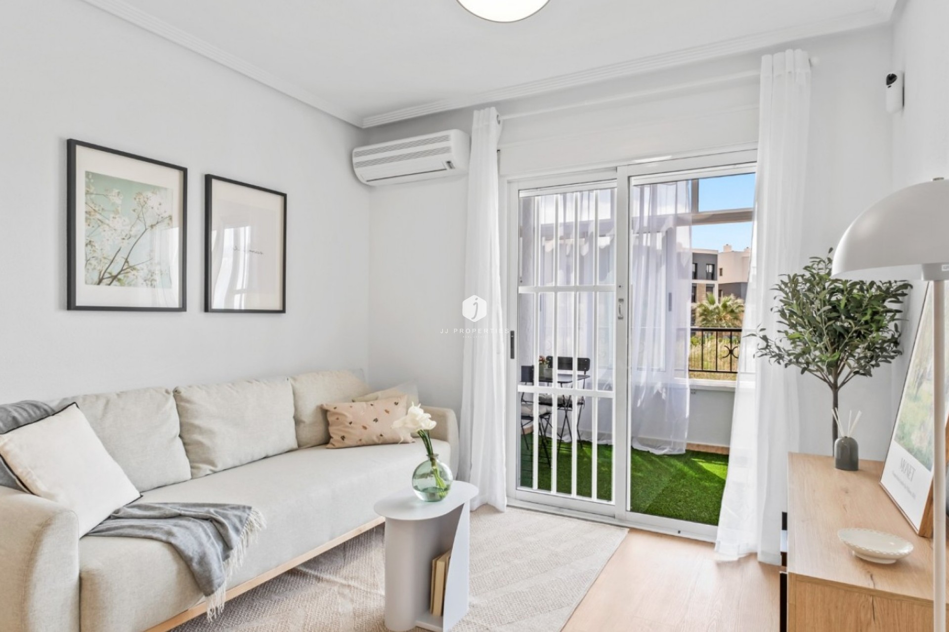 Aus zweiter Hand - Wohnung -
Orihuela Costa - Costa Blanca