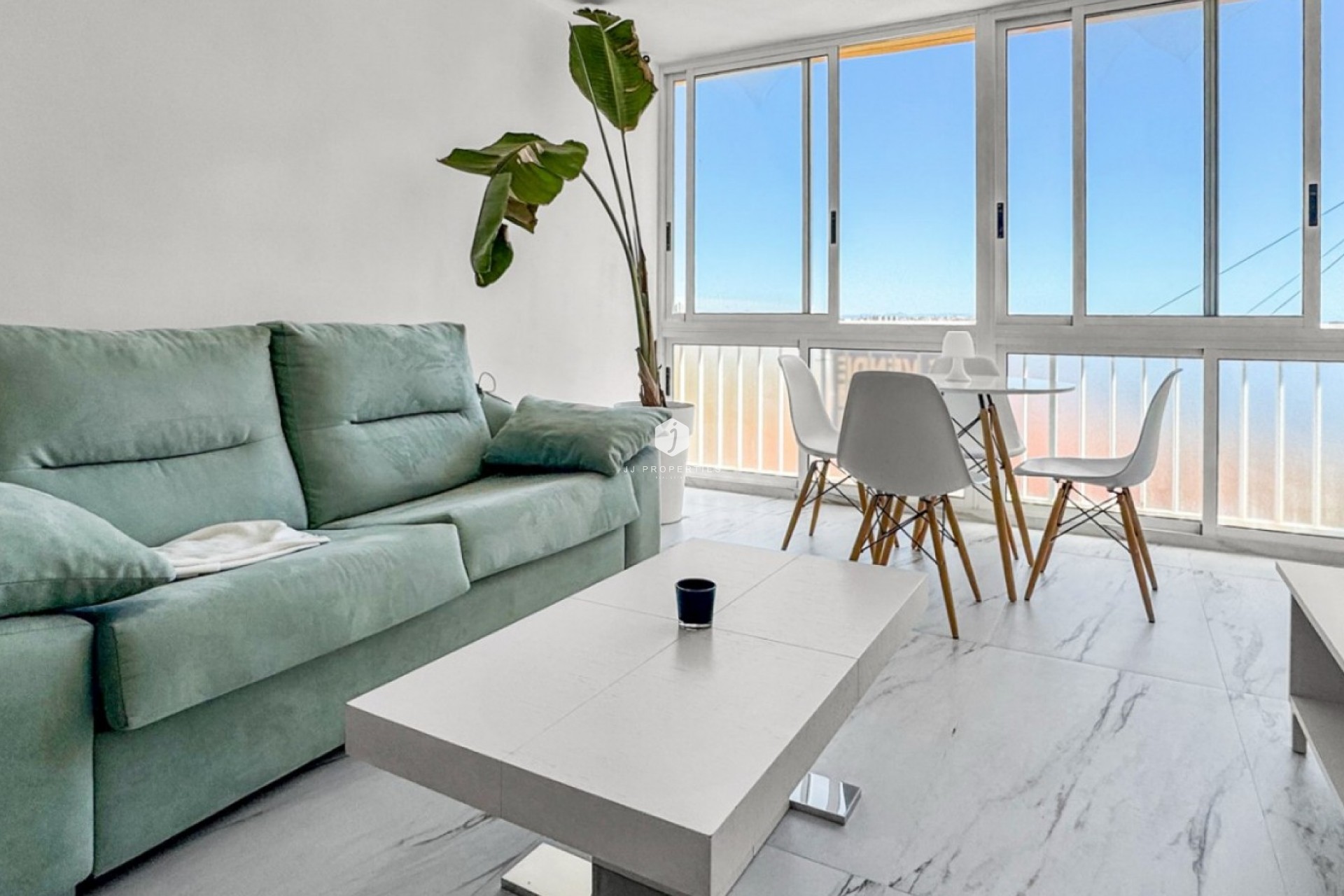 Aus zweiter Hand - Wohnung -
Orihuela Costa - Costa Blanca
