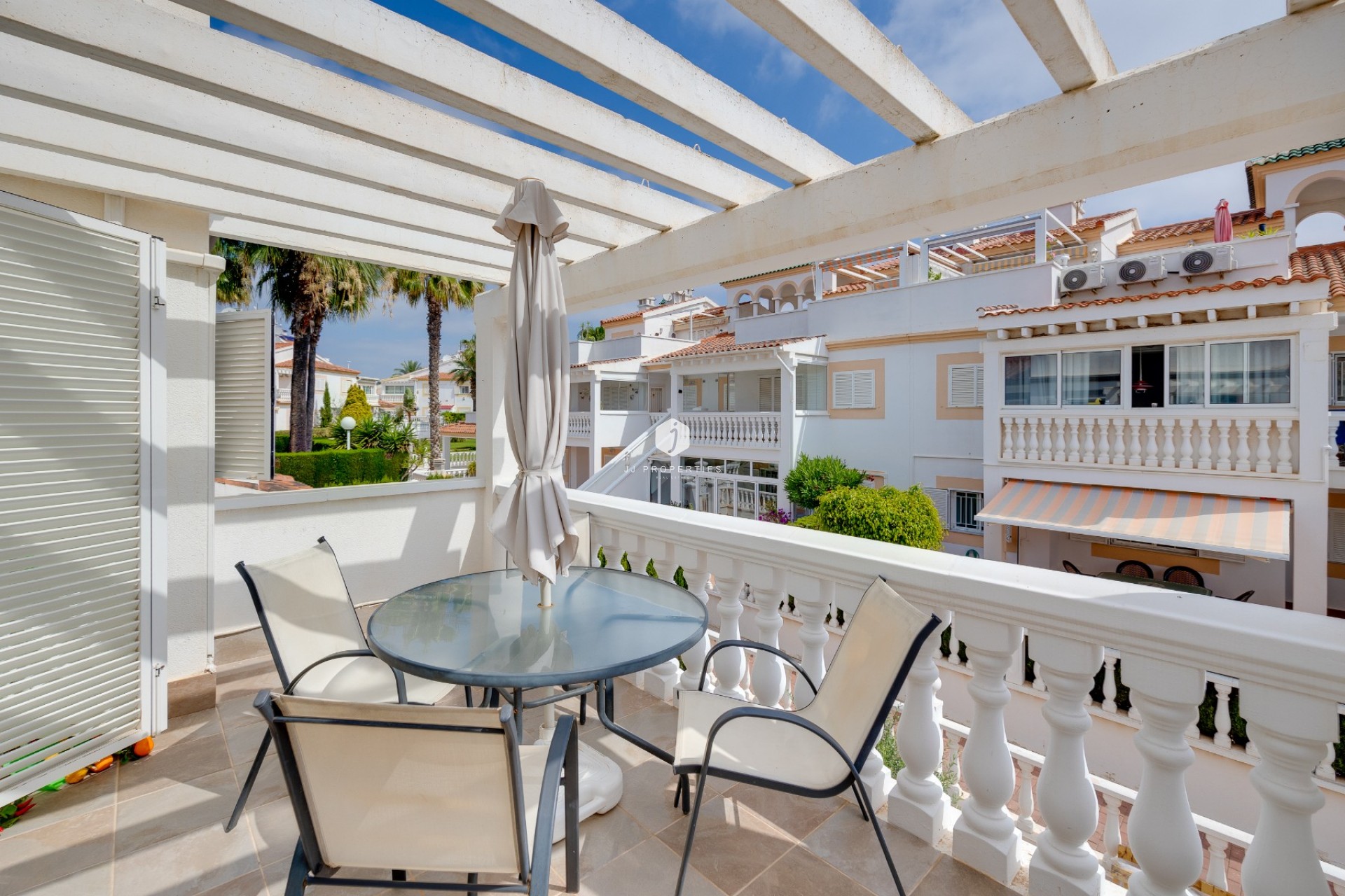 Aus zweiter Hand - Wohnung -
Orihuela Costa - Costa Blanca