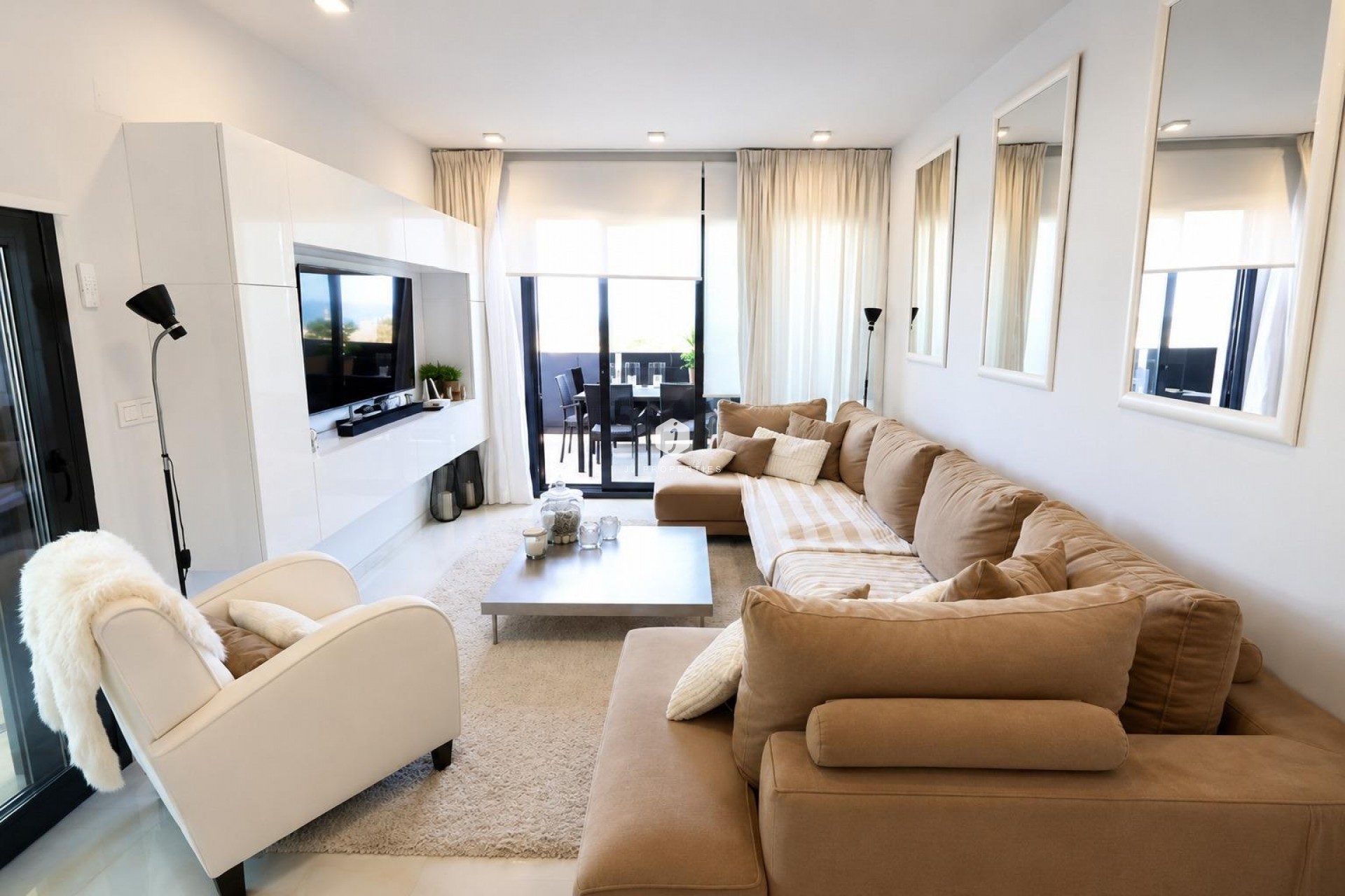 Aus zweiter Hand - Wohnung -
Orihuela Costa - Costa Blanca