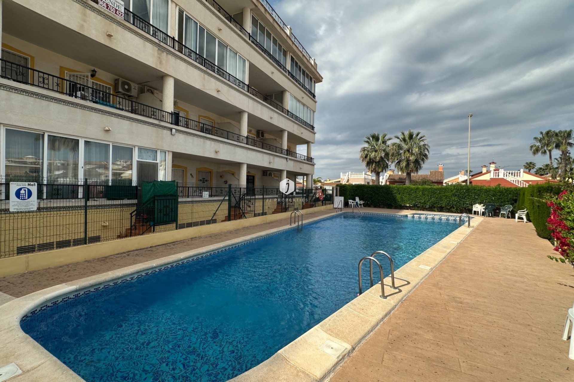 Aus zweiter Hand - Wohnung -
Orihuela Costa - Costa Blanca