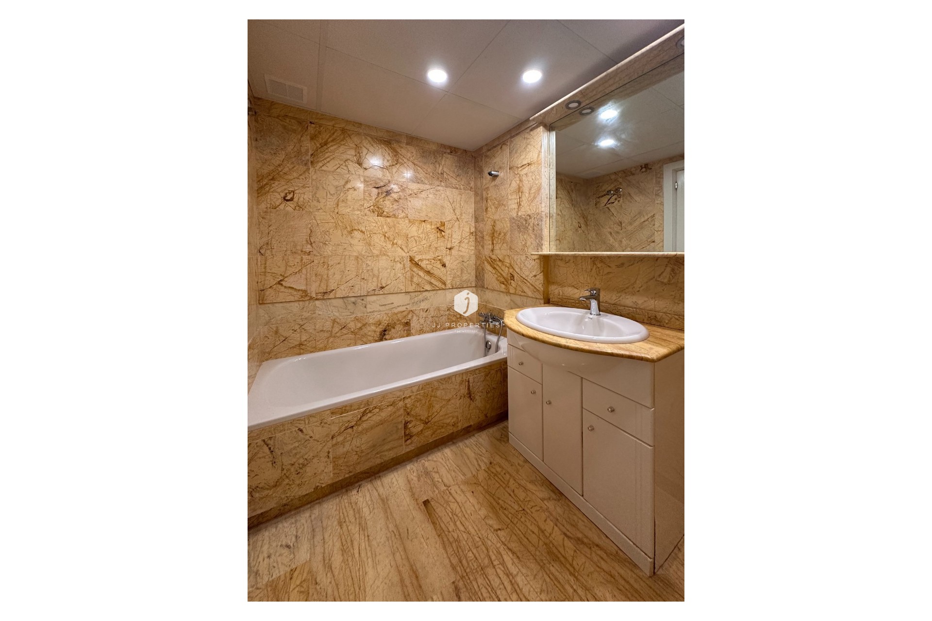 Aus zweiter Hand - Wohnung -
Orihuela Costa - Costa Blanca