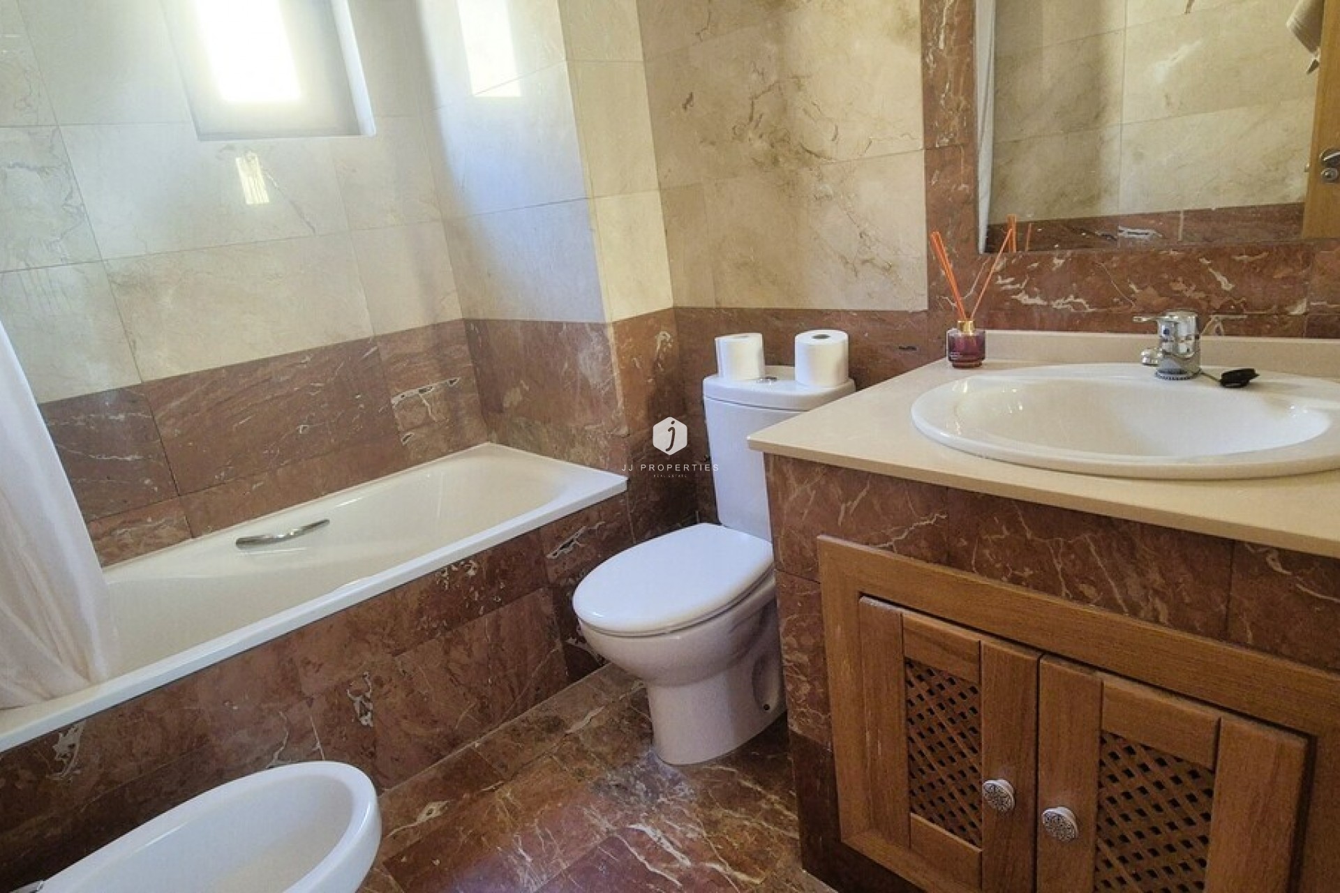 Aus zweiter Hand - Wohnung -
Orihuela Costa - Costa Blanca