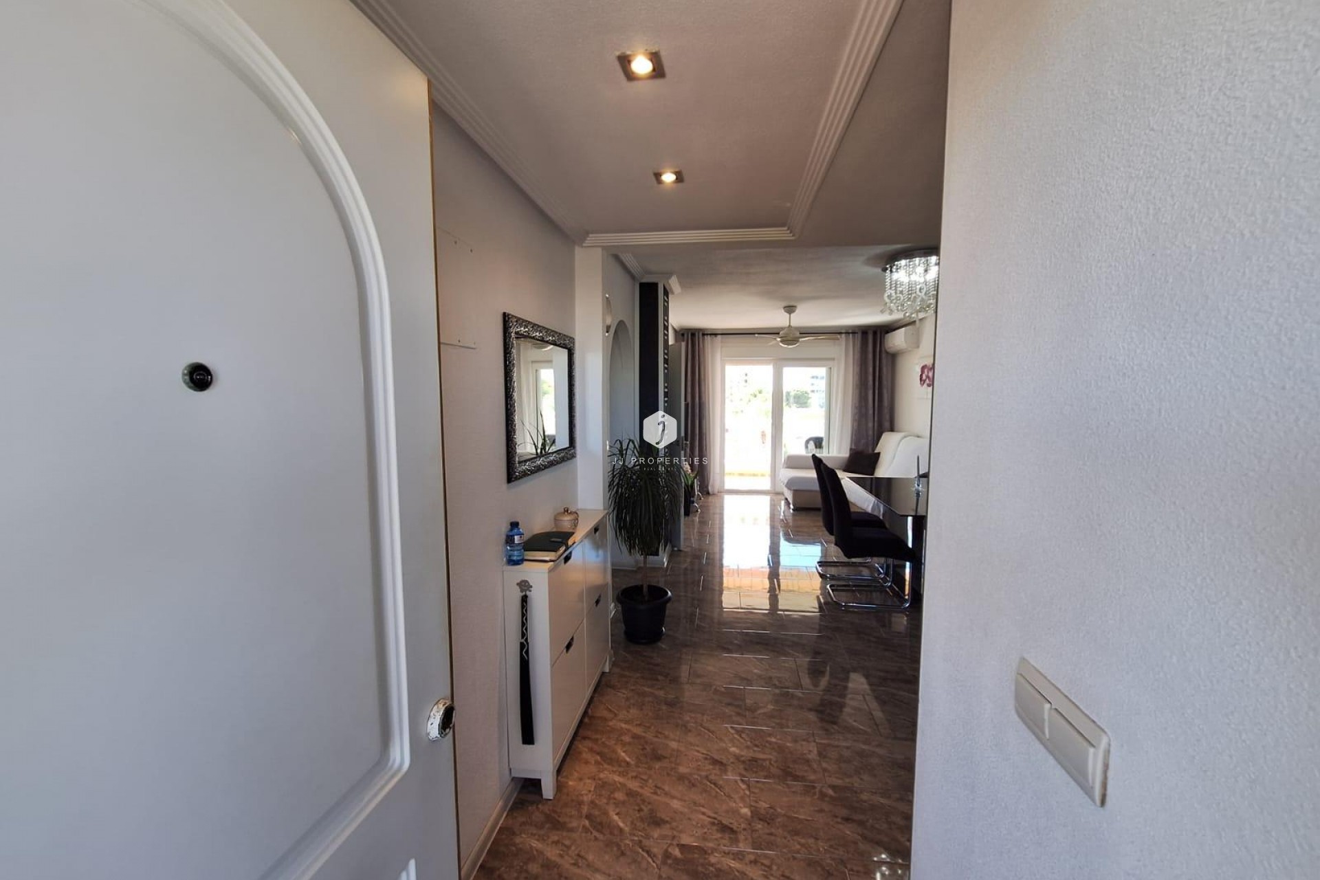 Aus zweiter Hand - Wohnung -
Orihuela Costa - La Zenia