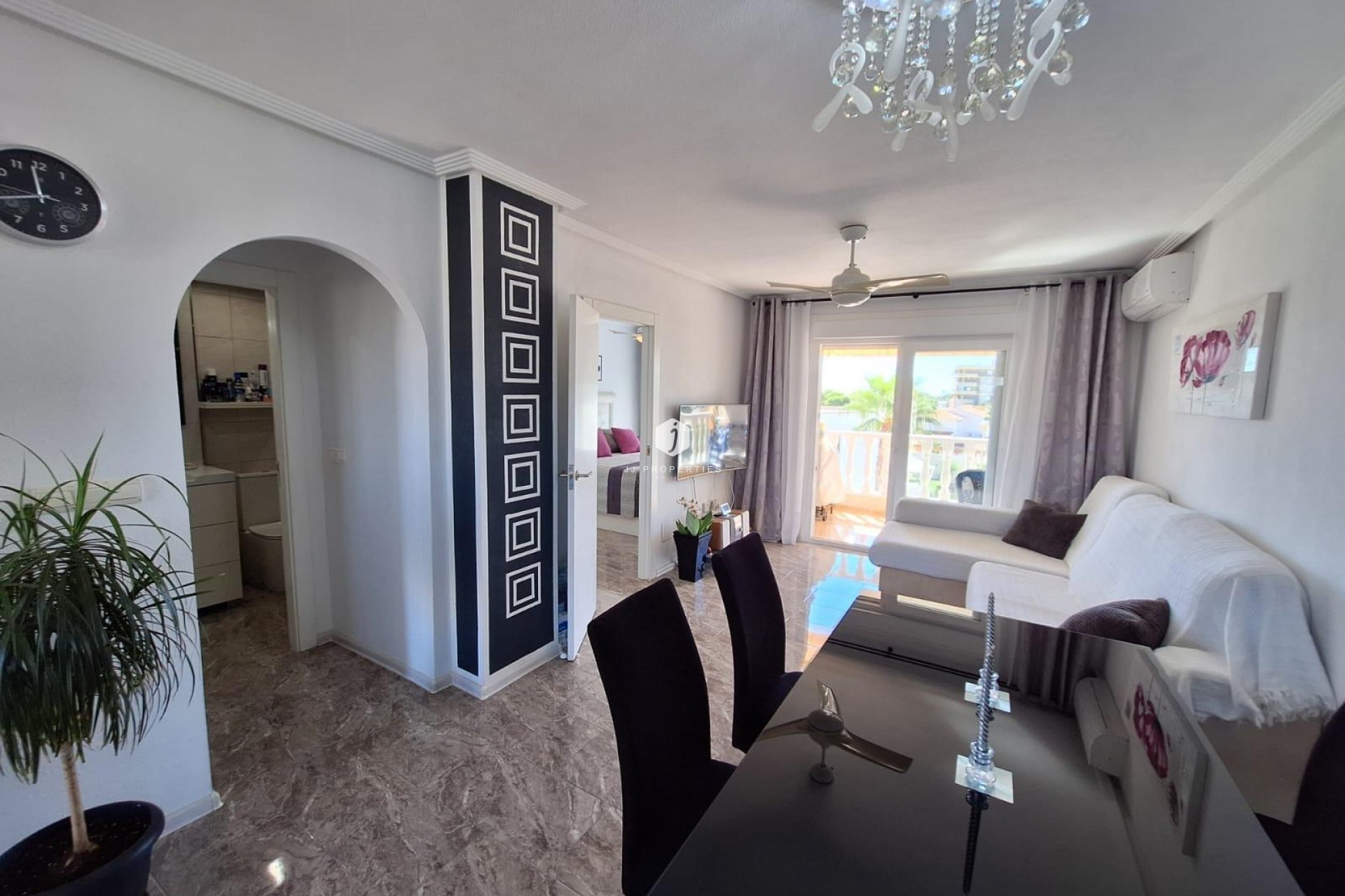 Aus zweiter Hand - Wohnung -
Orihuela Costa - La Zenia