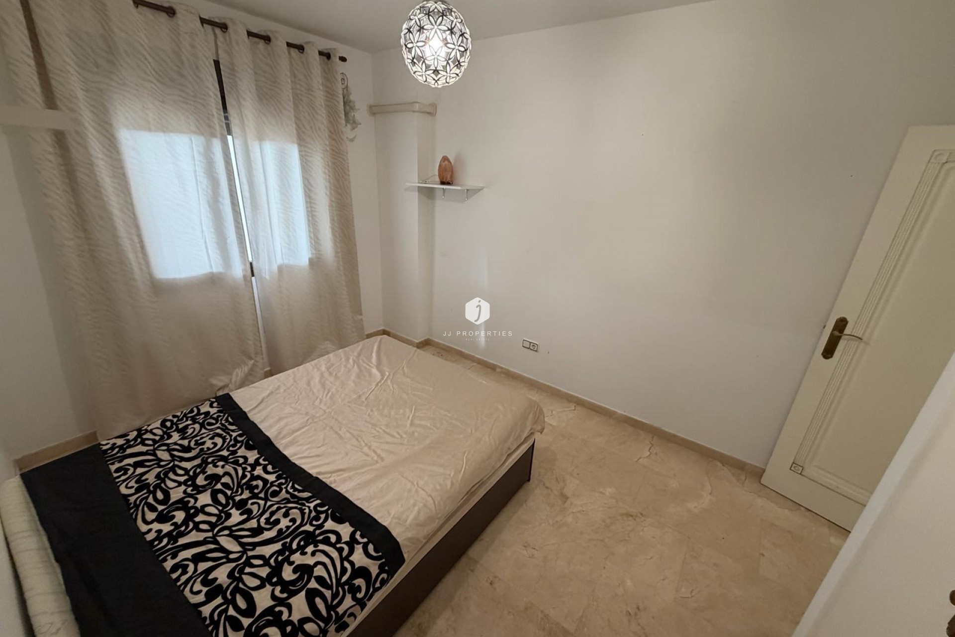 Aus zweiter Hand - Wohnung -
Orihuela Costa - Las Ramblas
