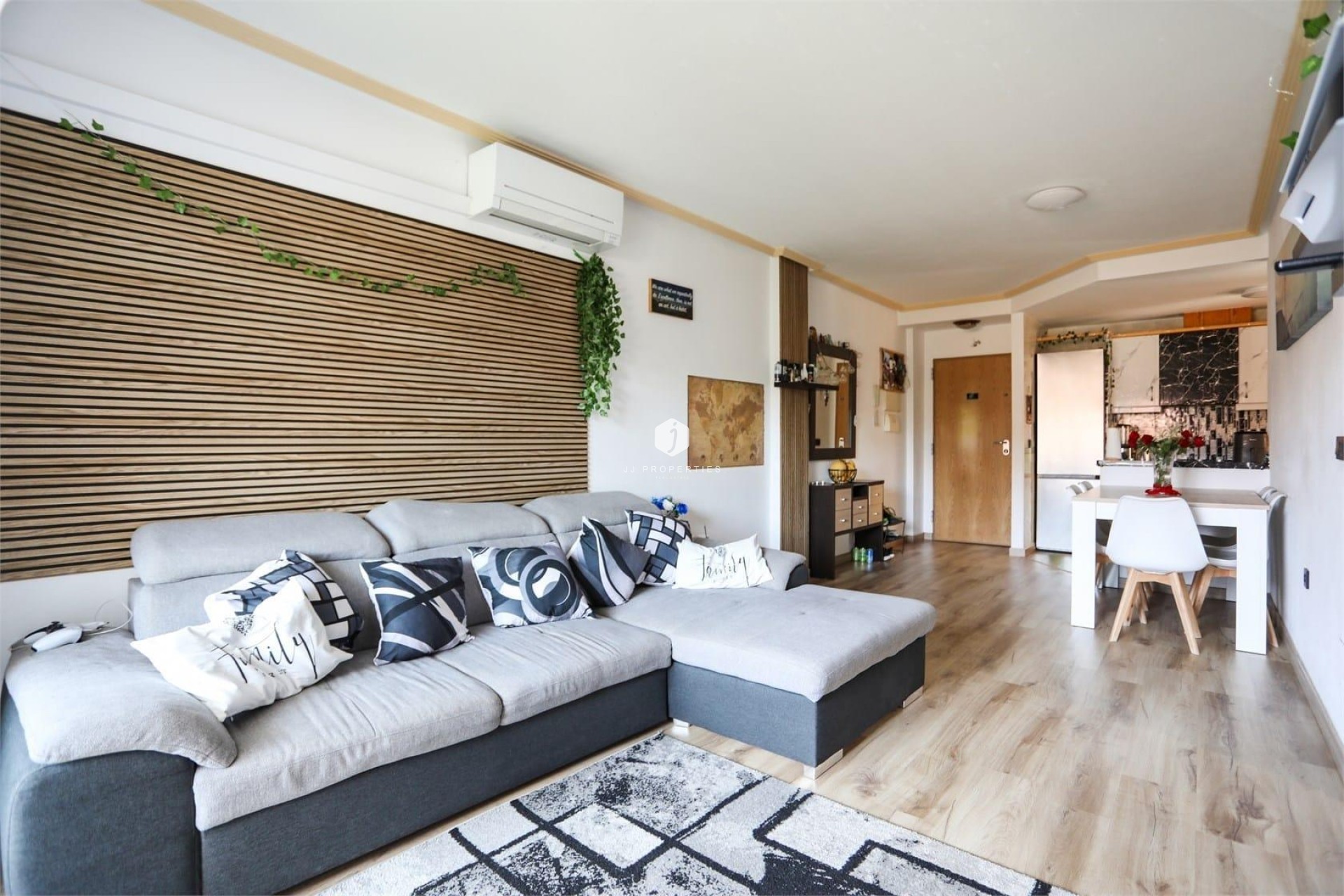 Aus zweiter Hand - Wohnung -
Orihuela Costa - Playa Flamenca