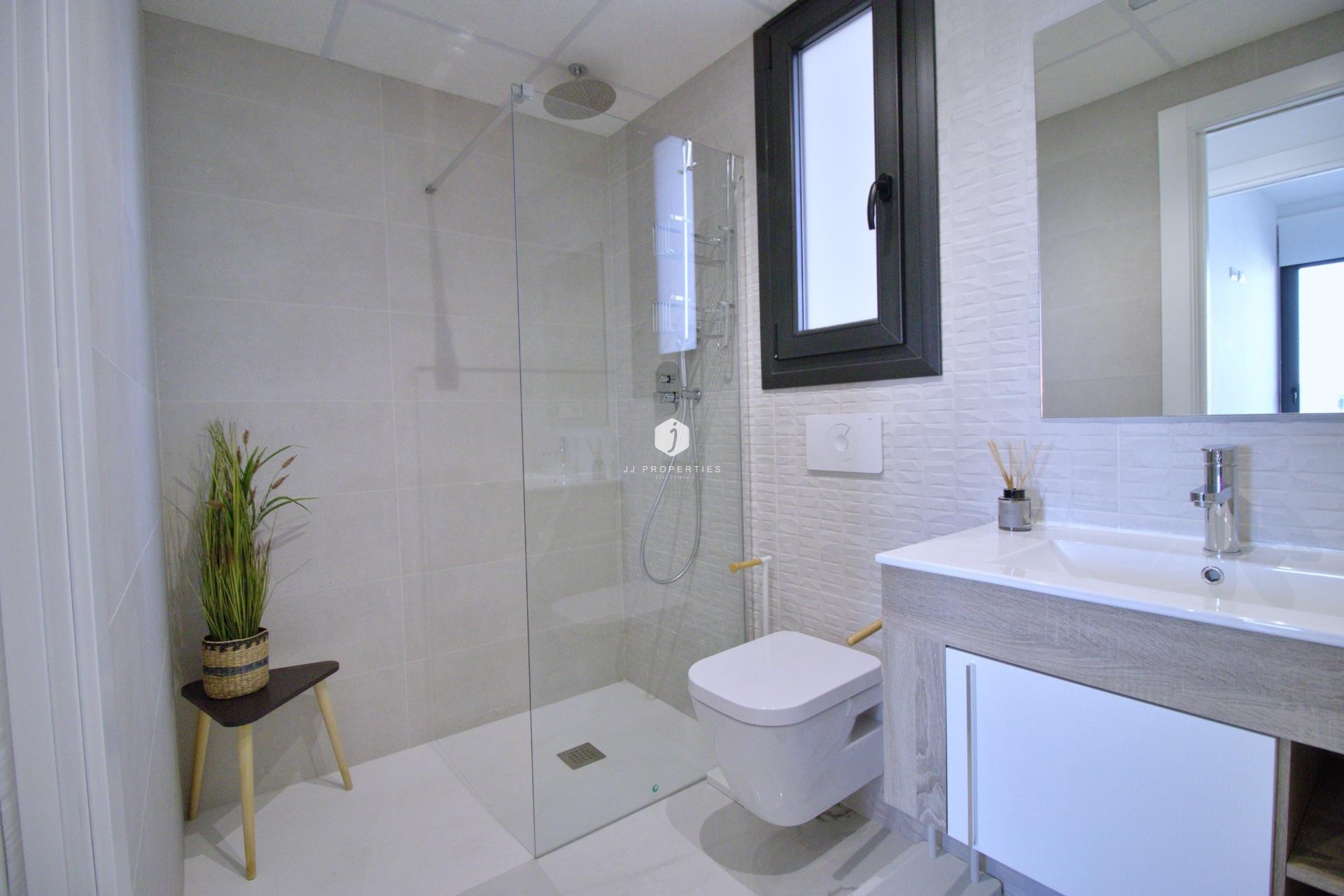 Aus zweiter Hand - Wohnung -
Orihuela Costa - Punta Prima