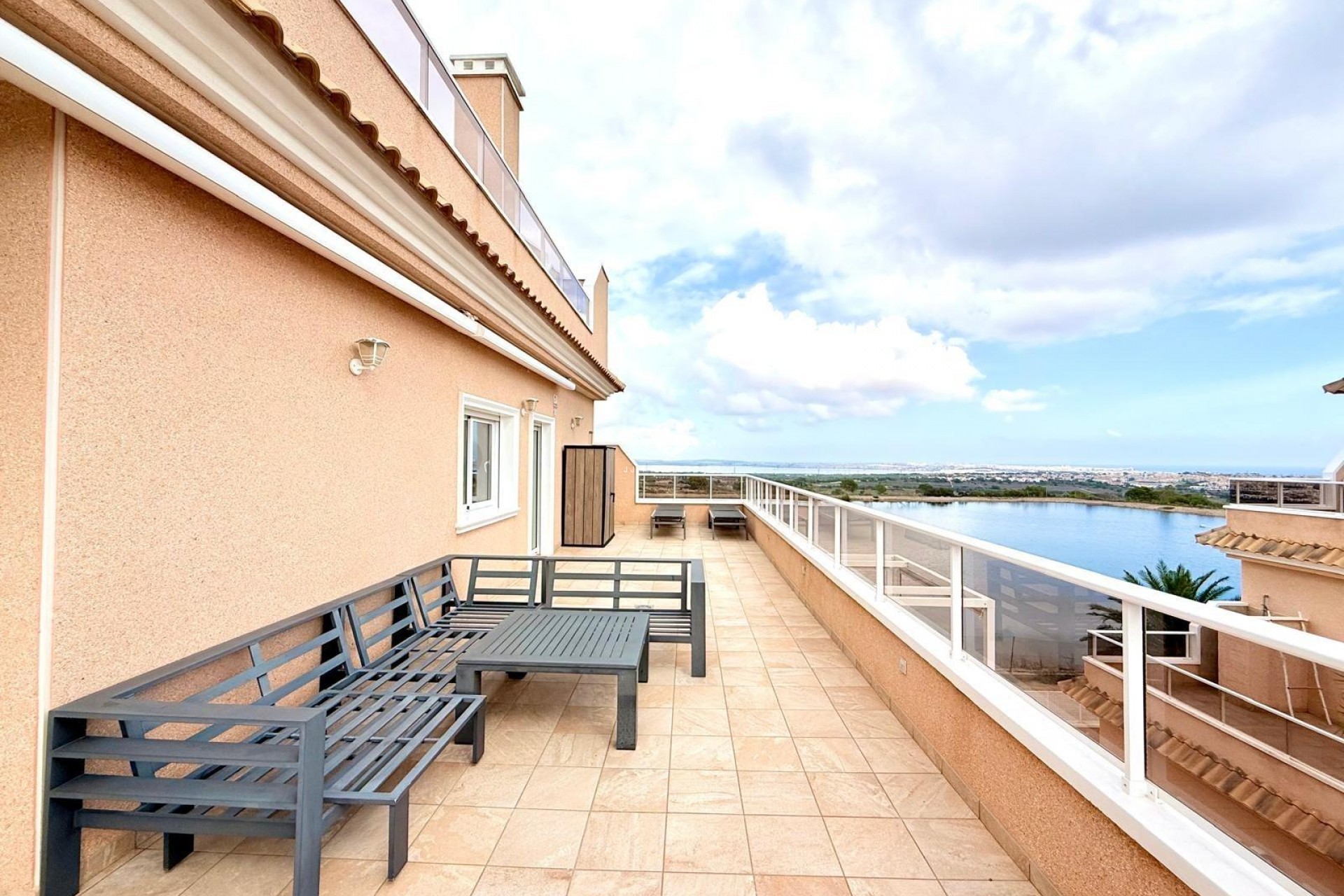 Aus zweiter Hand - Wohnung -
Orihuela Costa - Villamartín-las Filipinas