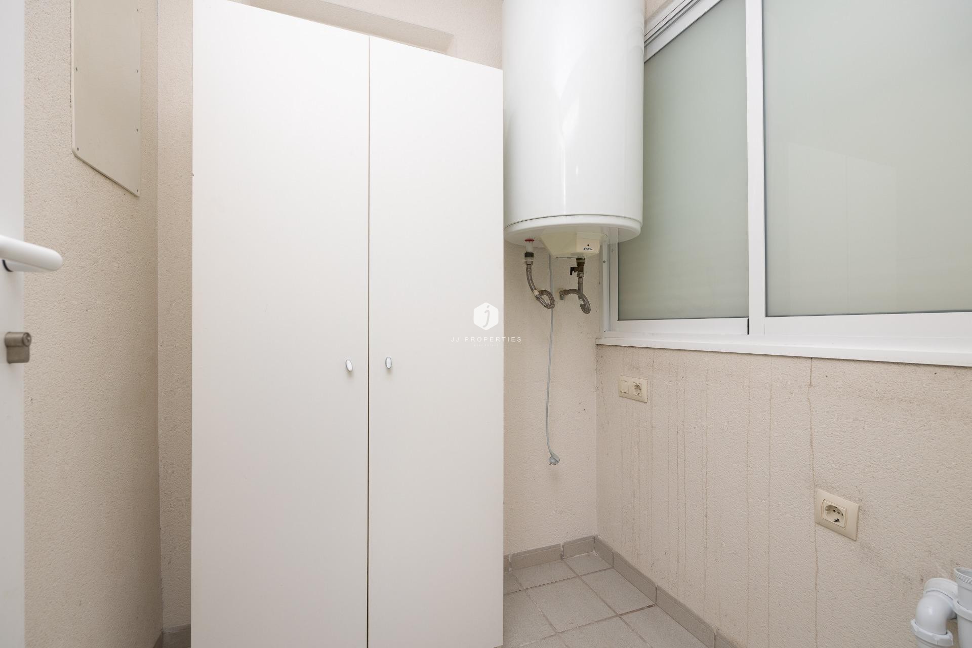 Aus zweiter Hand - Wohnung -
Orihuela Costa