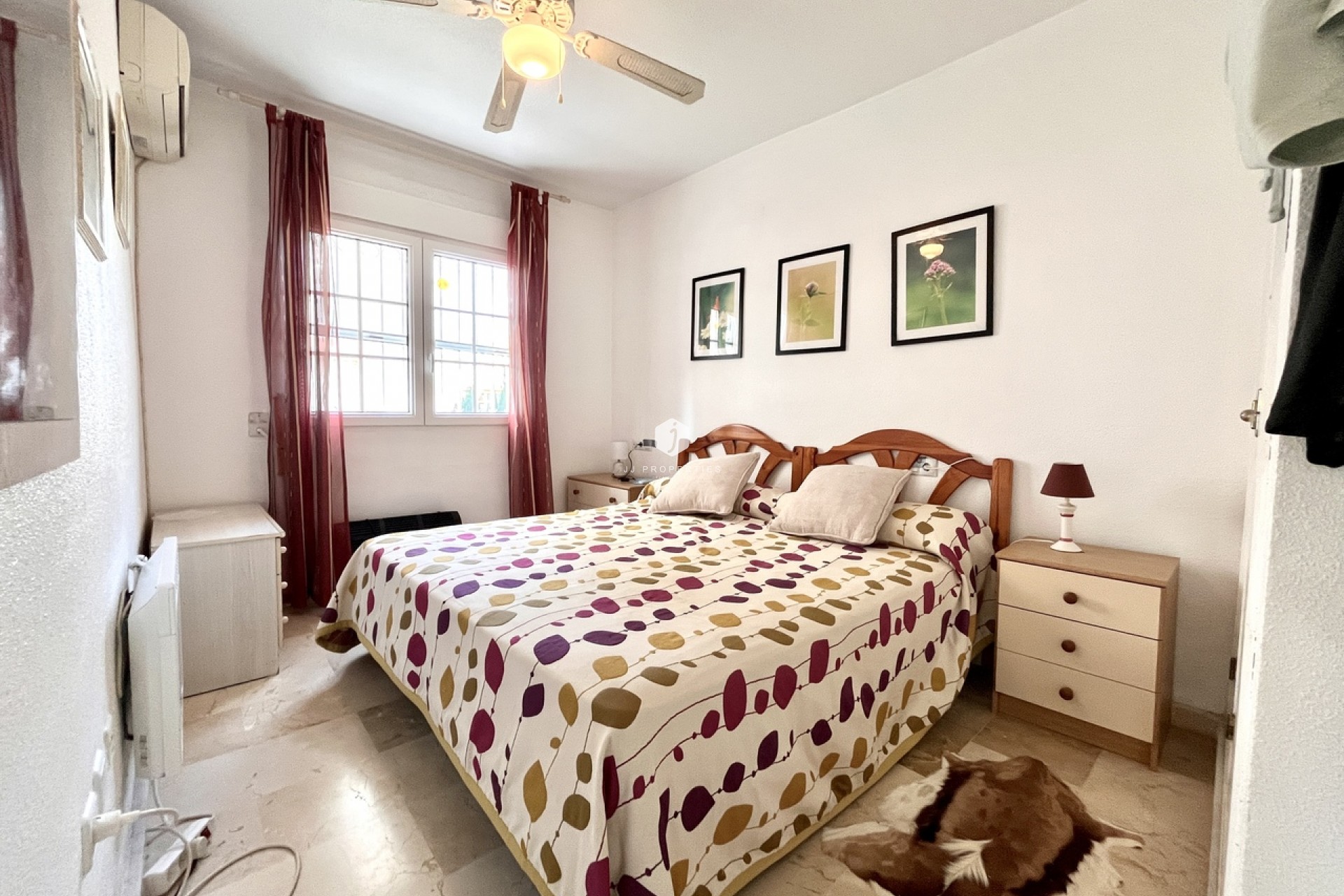 Aus zweiter Hand - Wohnung -
Playa Flamenca - Costa Blanca