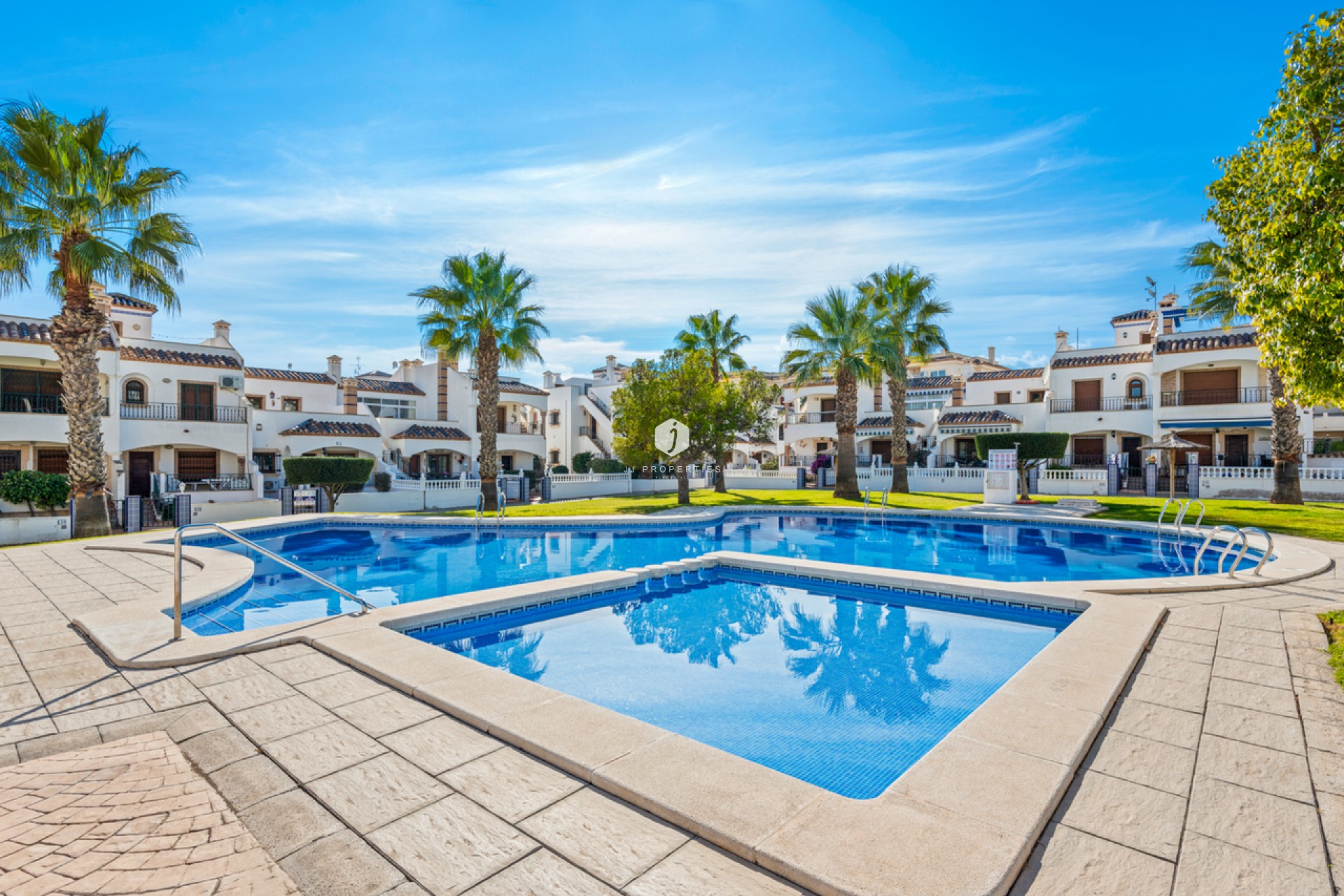 Aus zweiter Hand - Wohnung -
Playa Flamenca - Costa Blanca