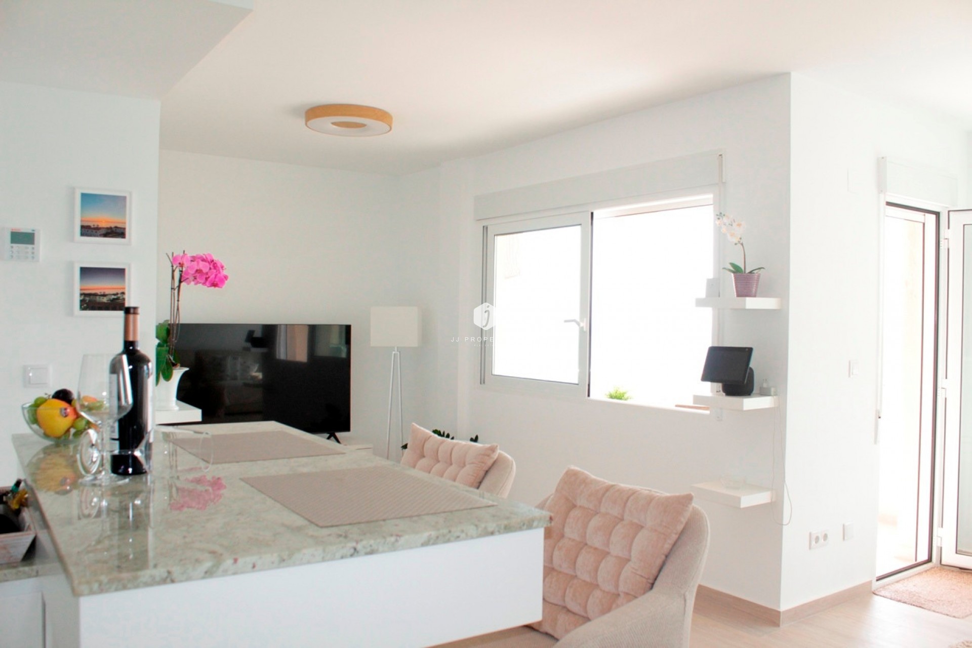 Aus zweiter Hand - Wohnung -
Playa Flamenca - Costa Blanca