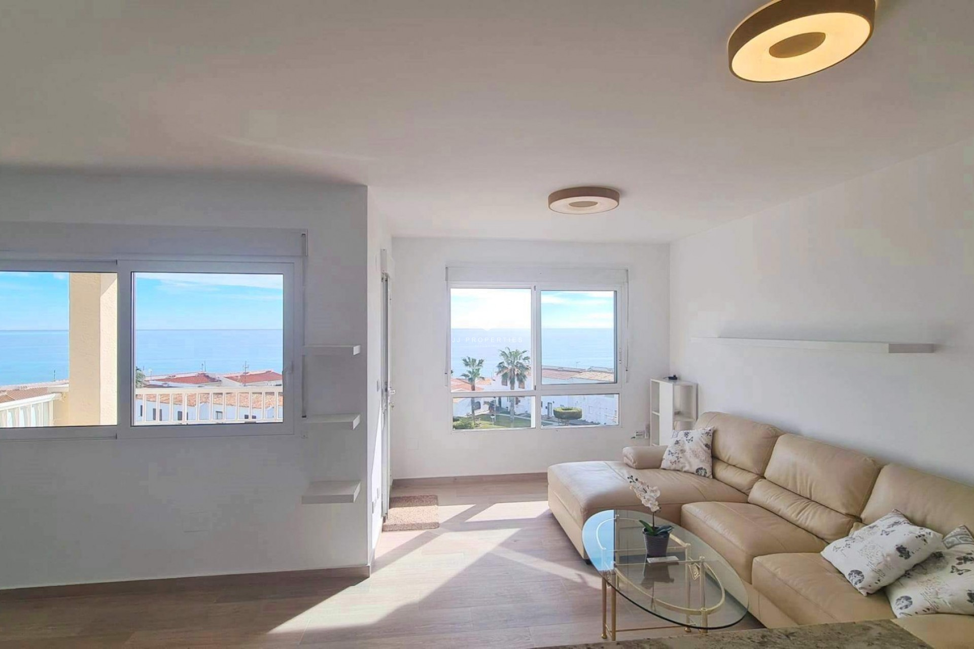 Aus zweiter Hand - Wohnung -
Playa Flamenca - Costa Blanca