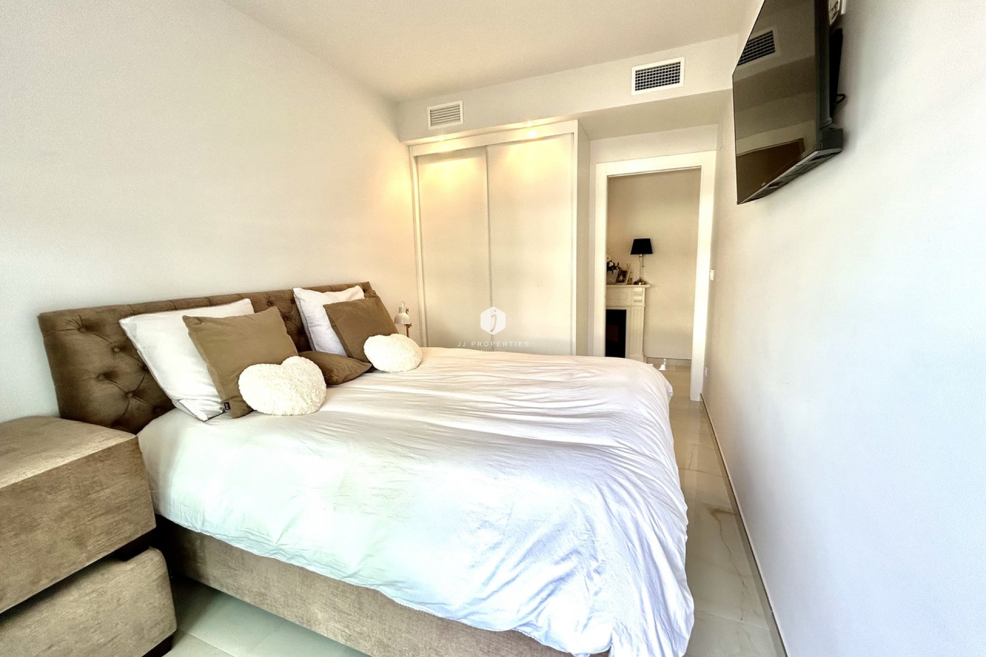 Aus zweiter Hand - Wohnung -
Playa Flamenca - Costa Blanca