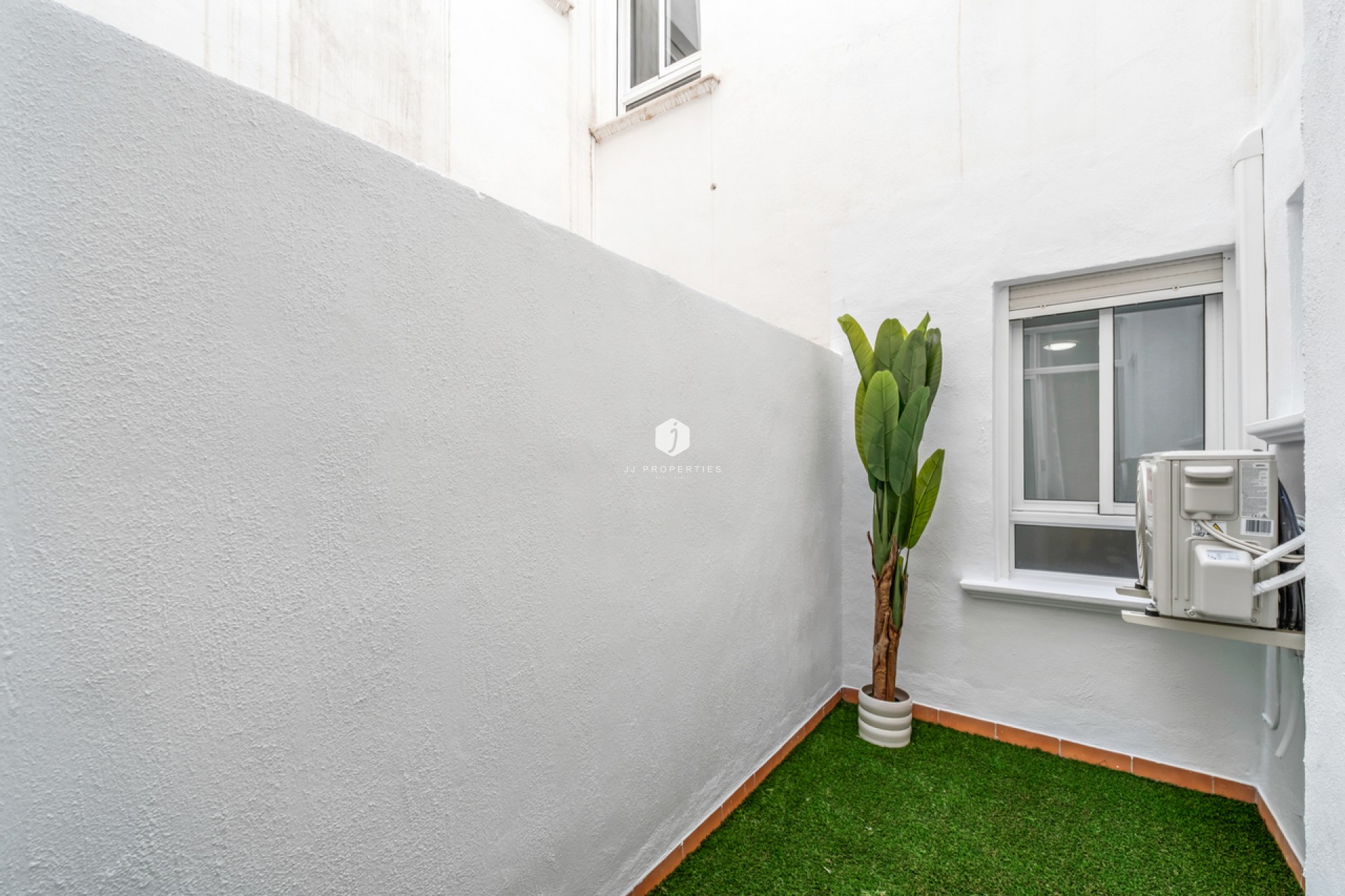 Aus zweiter Hand - Wohnung -
Playa Flamenca - Costa Blanca