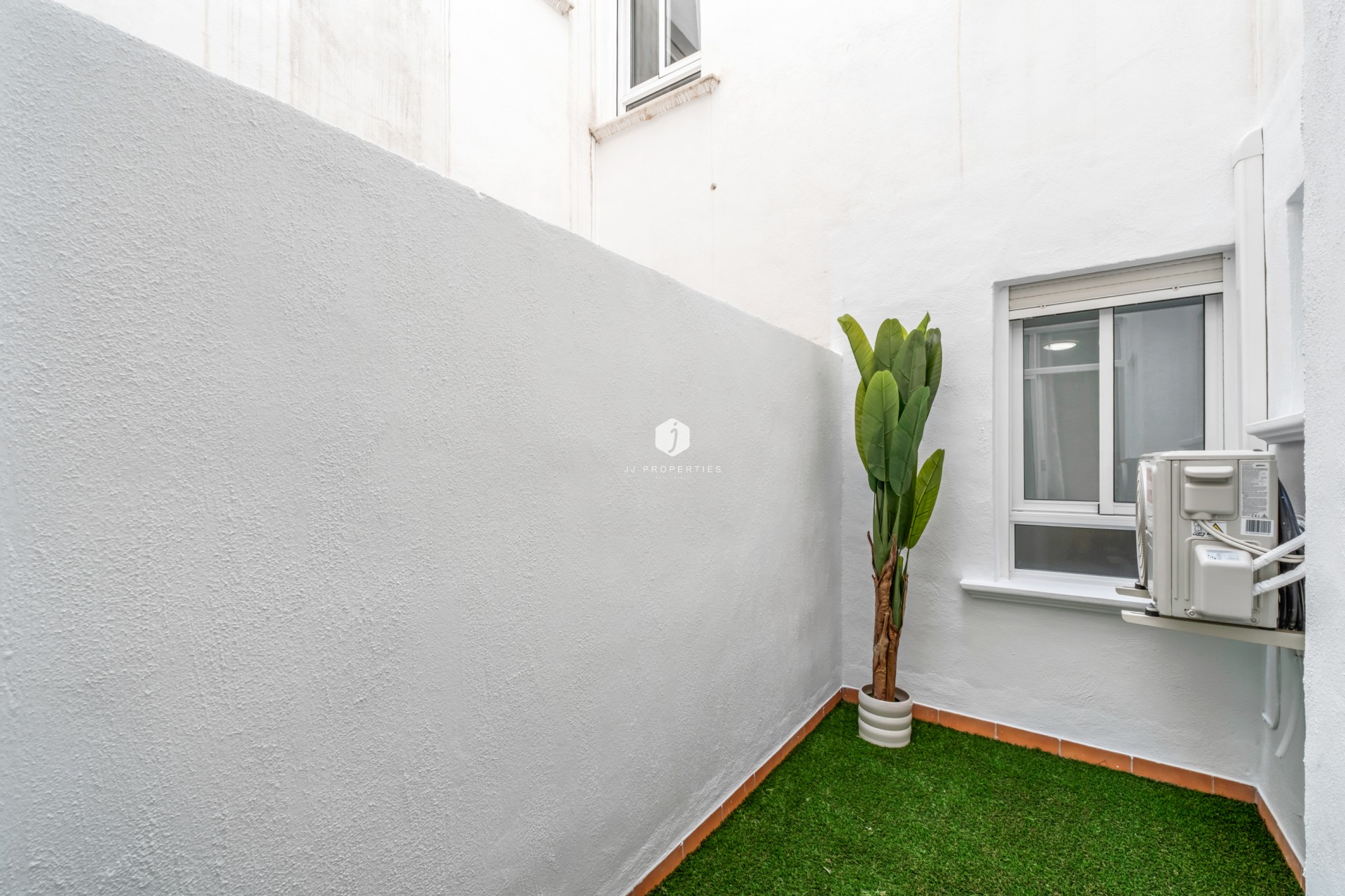 Aus zweiter Hand - Wohnung -
Playa Flamenca - Costa Blanca