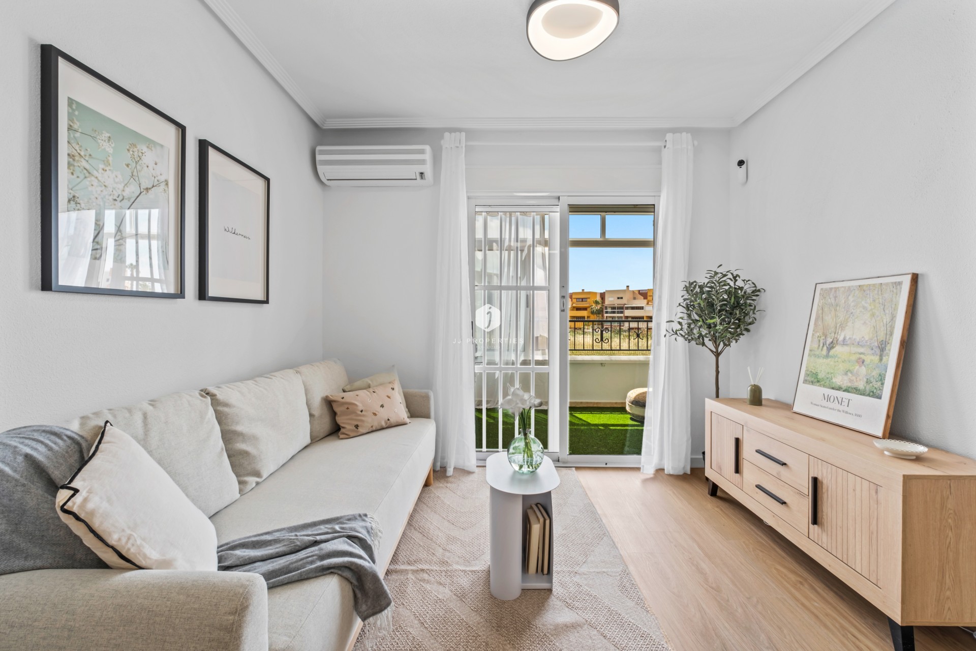 Aus zweiter Hand - Wohnung -
Playa Flamenca - Costa Blanca