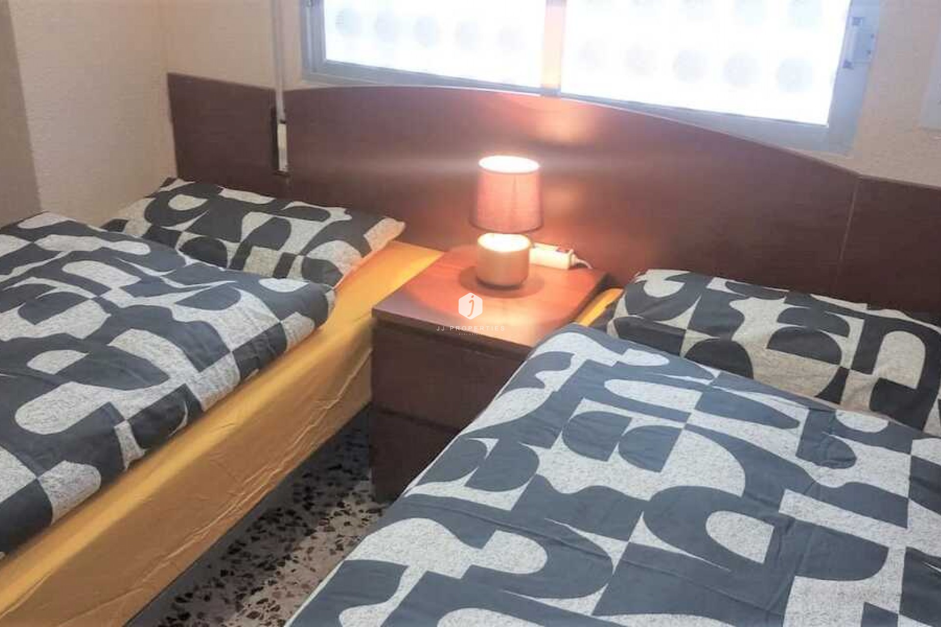 Aus zweiter Hand - Wohnung -
Punta Prima - Costa Blanca