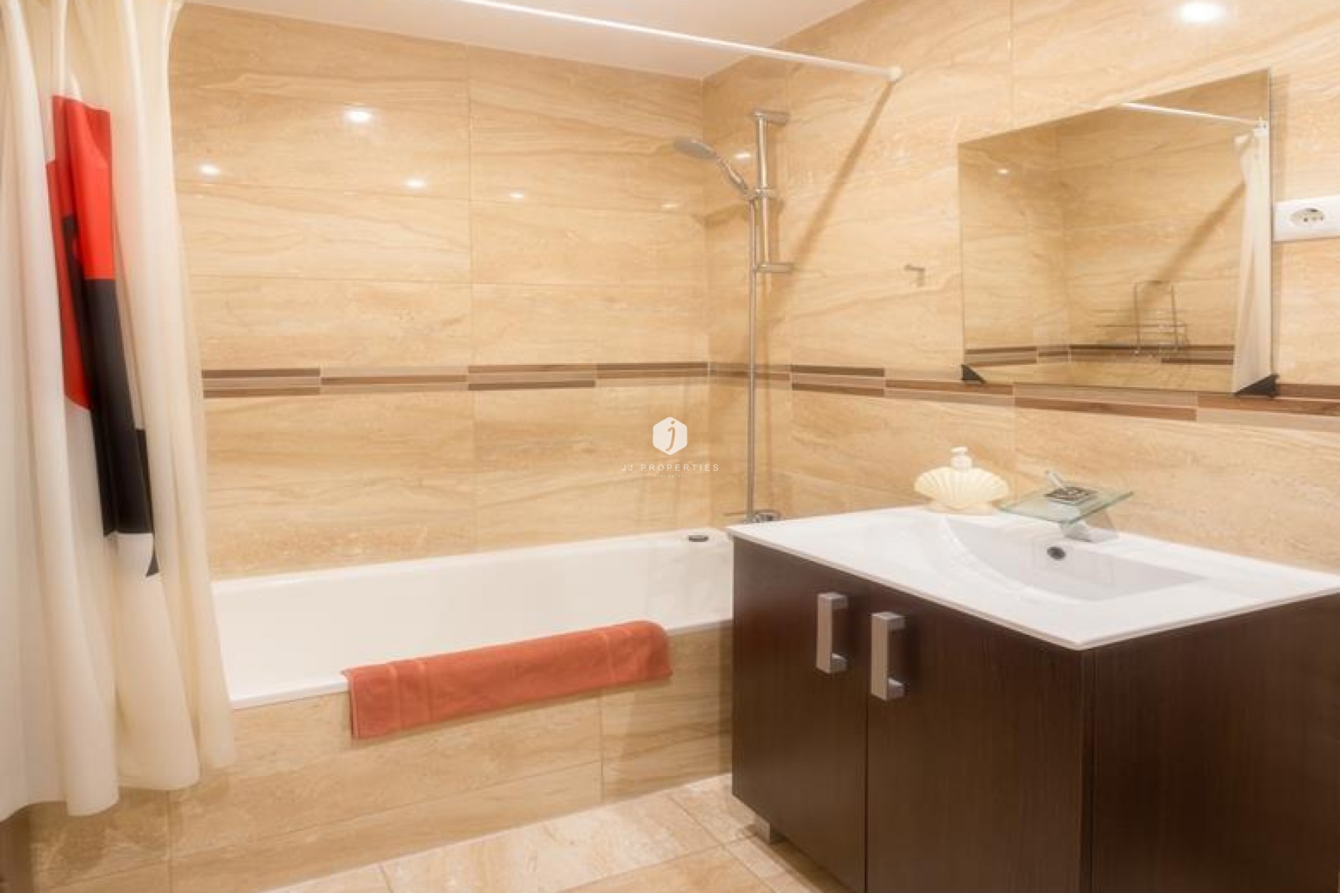 Aus zweiter Hand - Wohnung -
Punta Prima - Costa Blanca