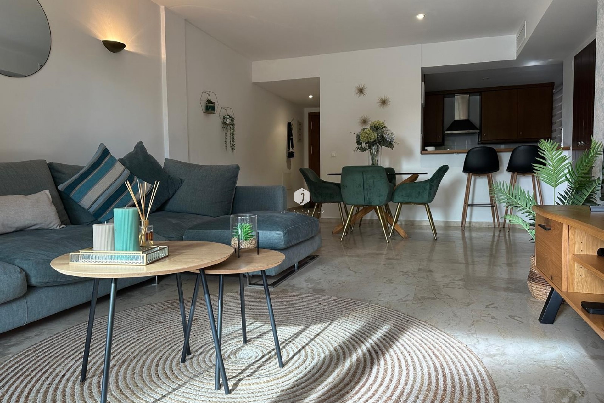 Aus zweiter Hand - Wohnung -
Punta Prima - Costa Blanca