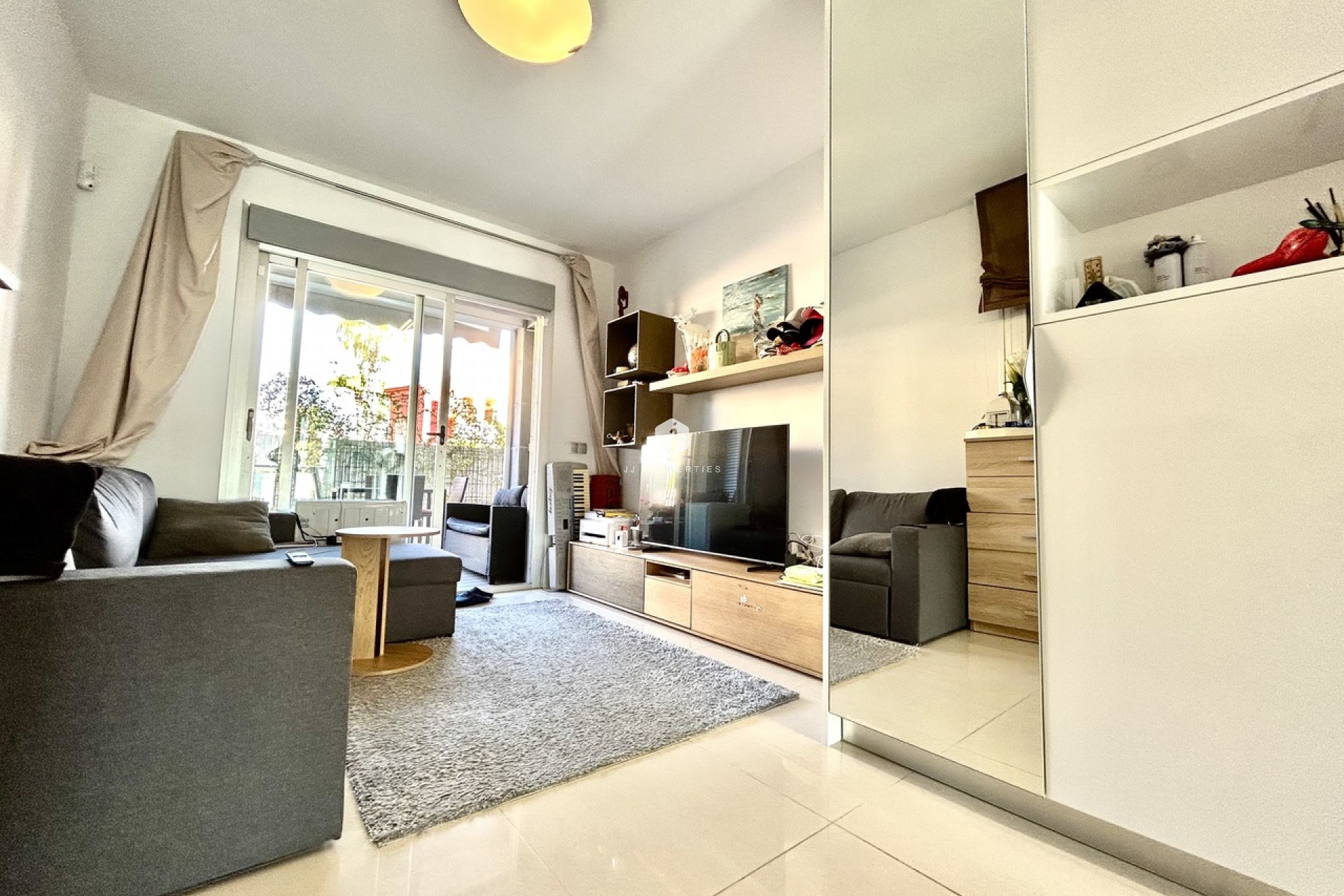 Aus zweiter Hand - Wohnung -
Punta Prima - Costa Blanca