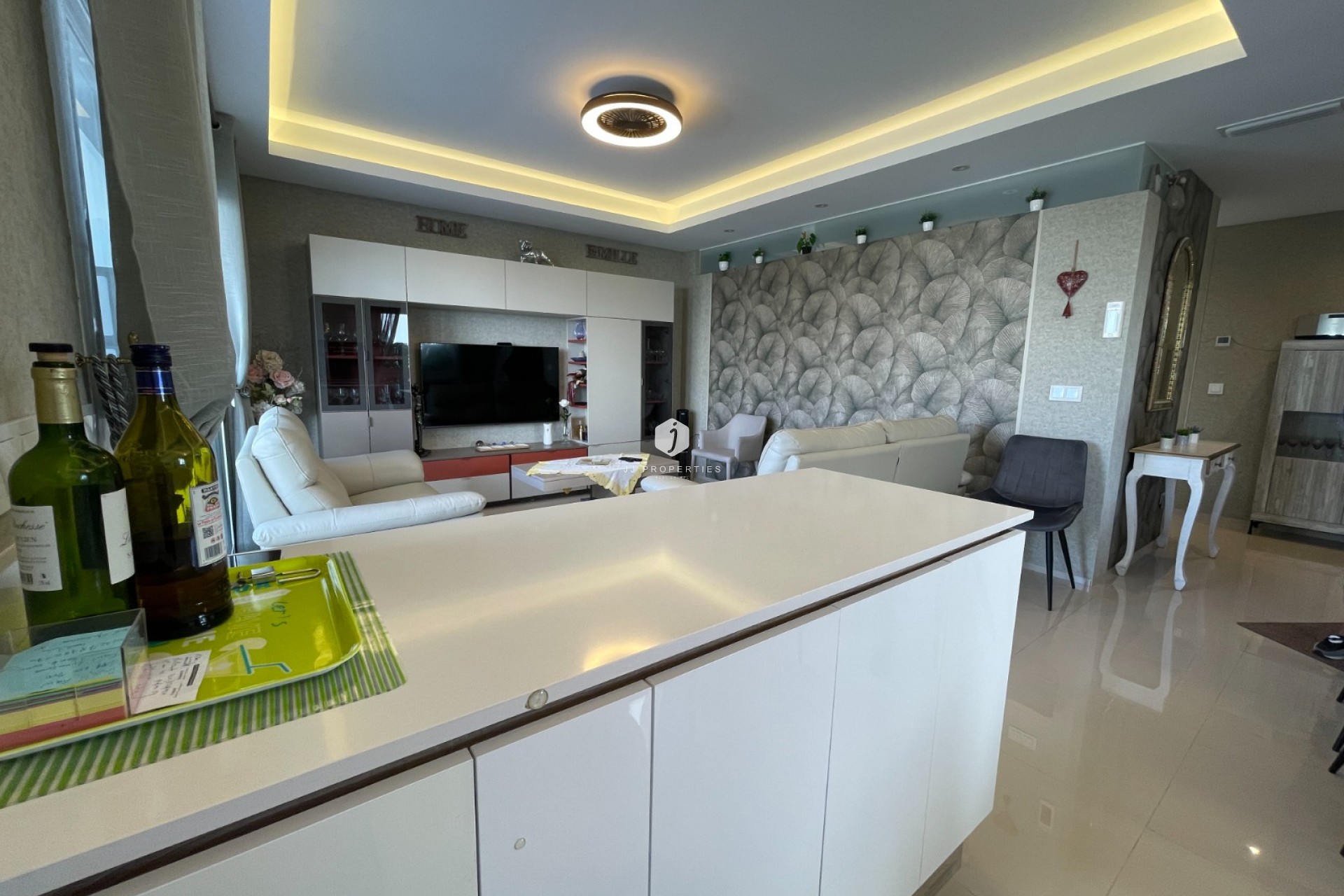 Aus zweiter Hand - Wohnung -
Rojales - Inland