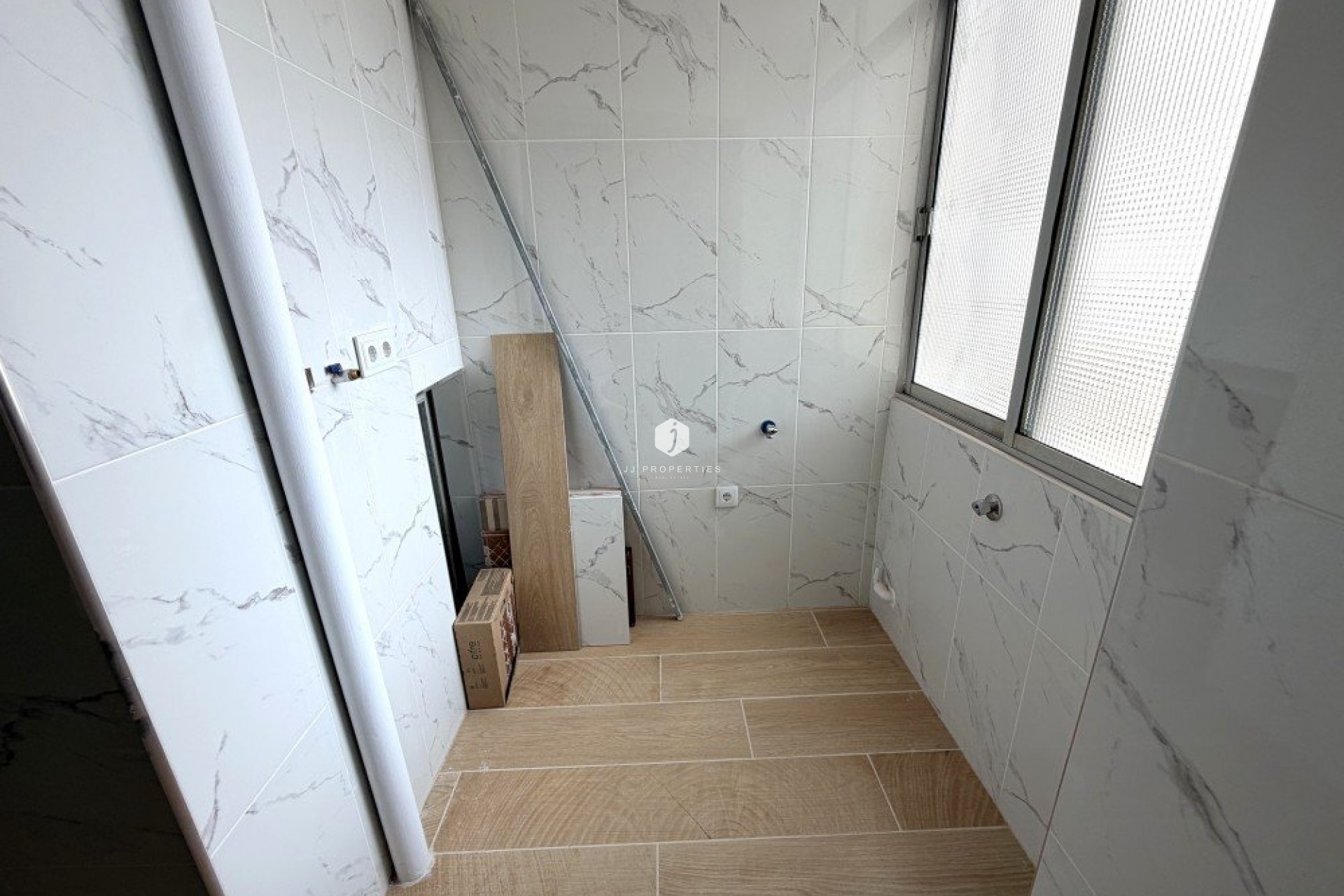 Aus zweiter Hand - Wohnung -
Rojales - Inland