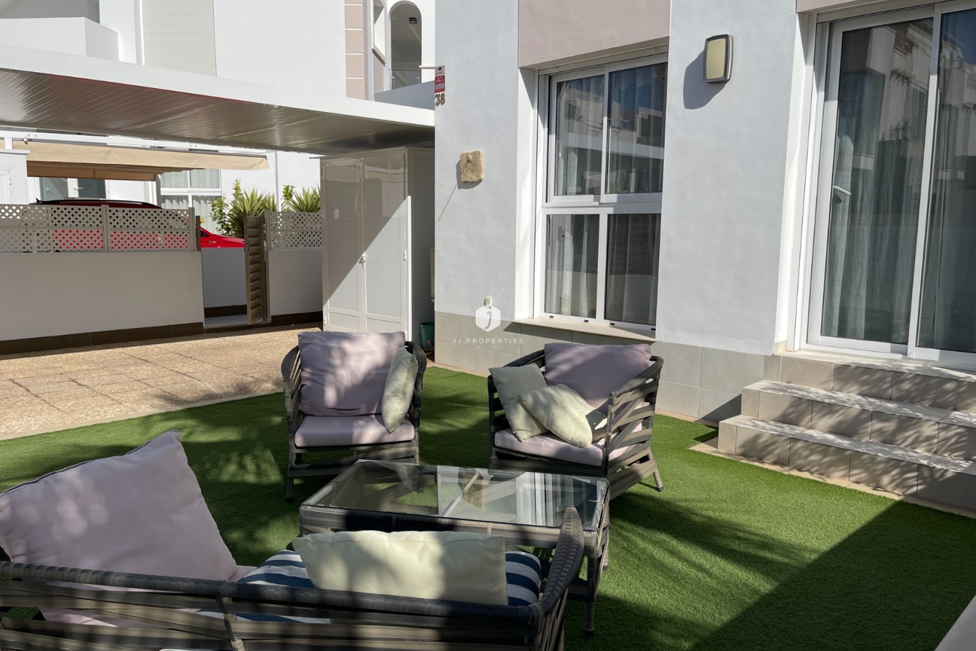 Aus zweiter Hand - Wohnung -
Rojales - Inland
