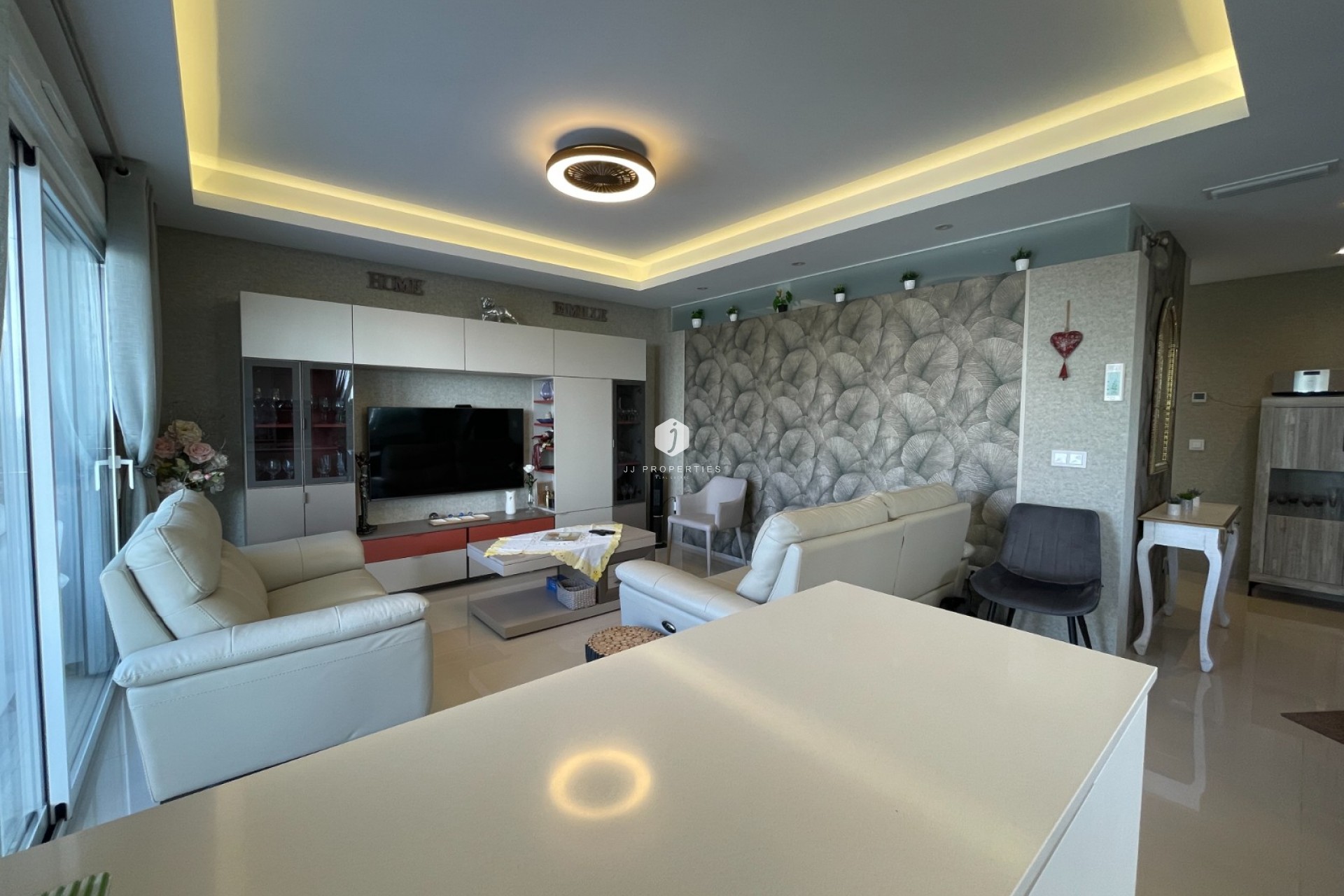 Aus zweiter Hand - Wohnung -
Rojales - Inland