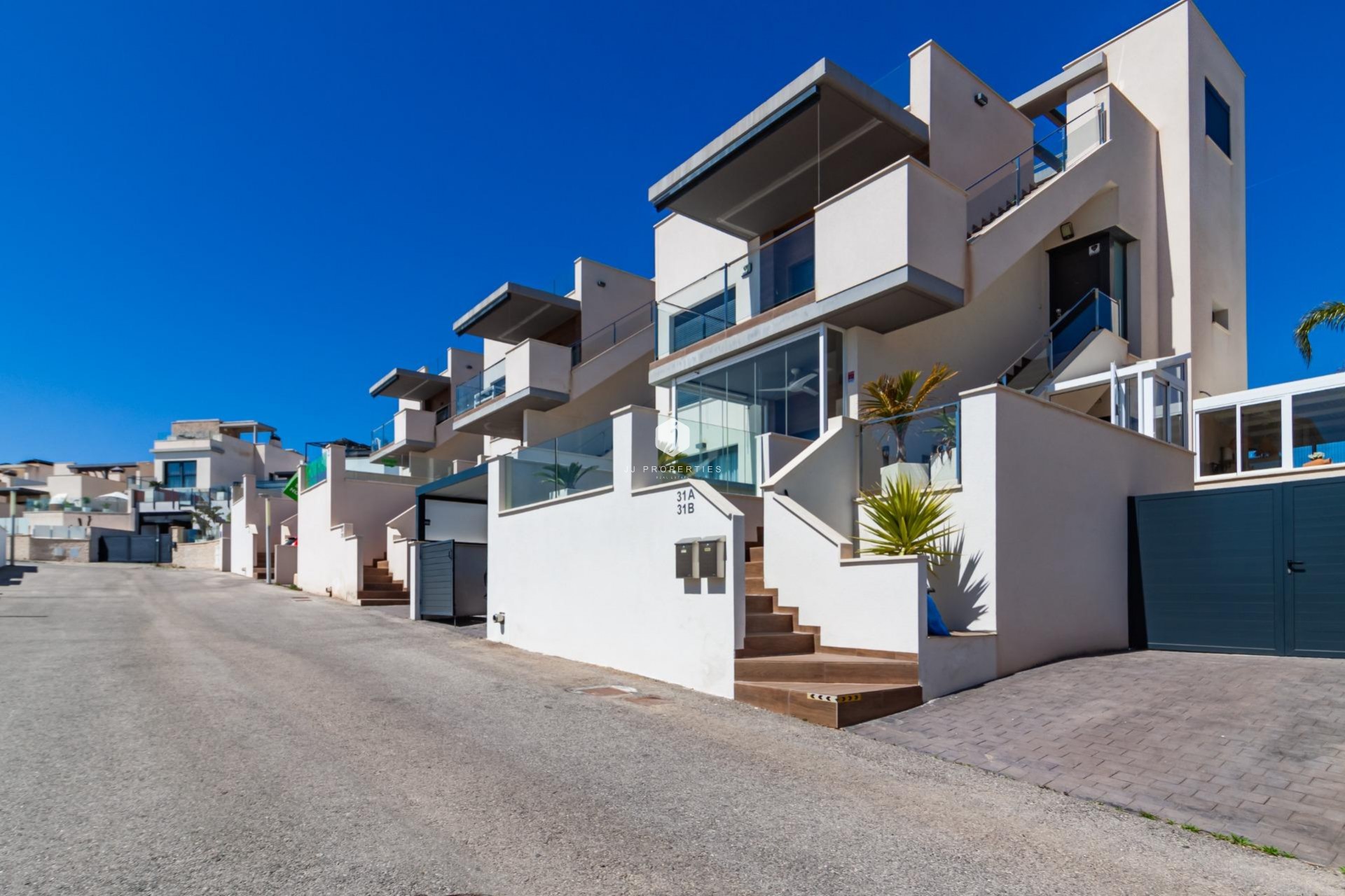 Aus zweiter Hand - Wohnung -
San Miguel de Salinas - Bellavista