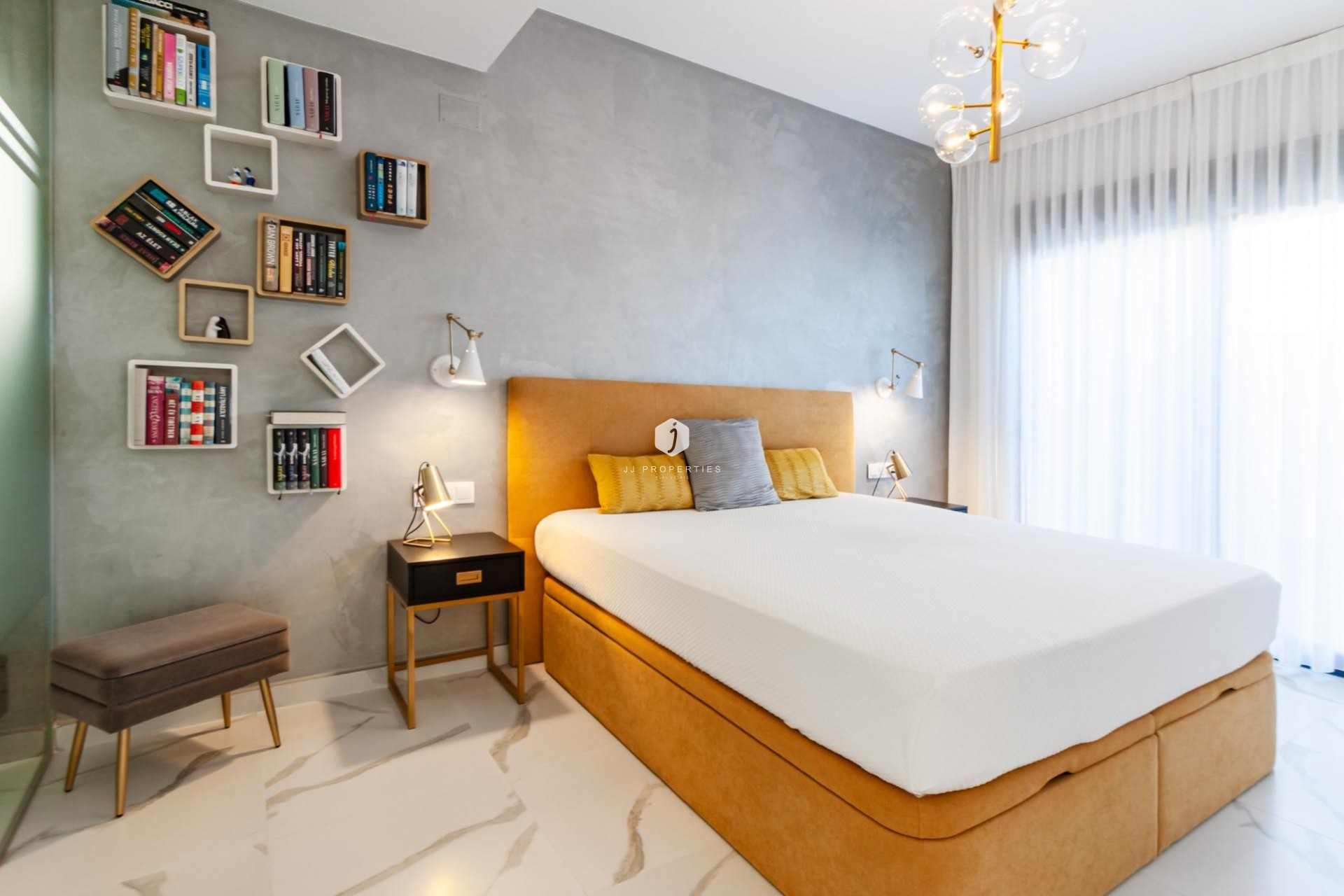 Aus zweiter Hand - Wohnung -
San Miguel de Salinas - Bellavista