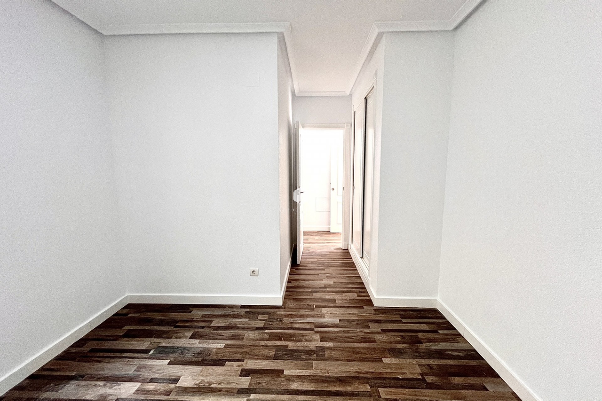 Aus zweiter Hand - Wohnung -
San Miguel de Salinas - Inland