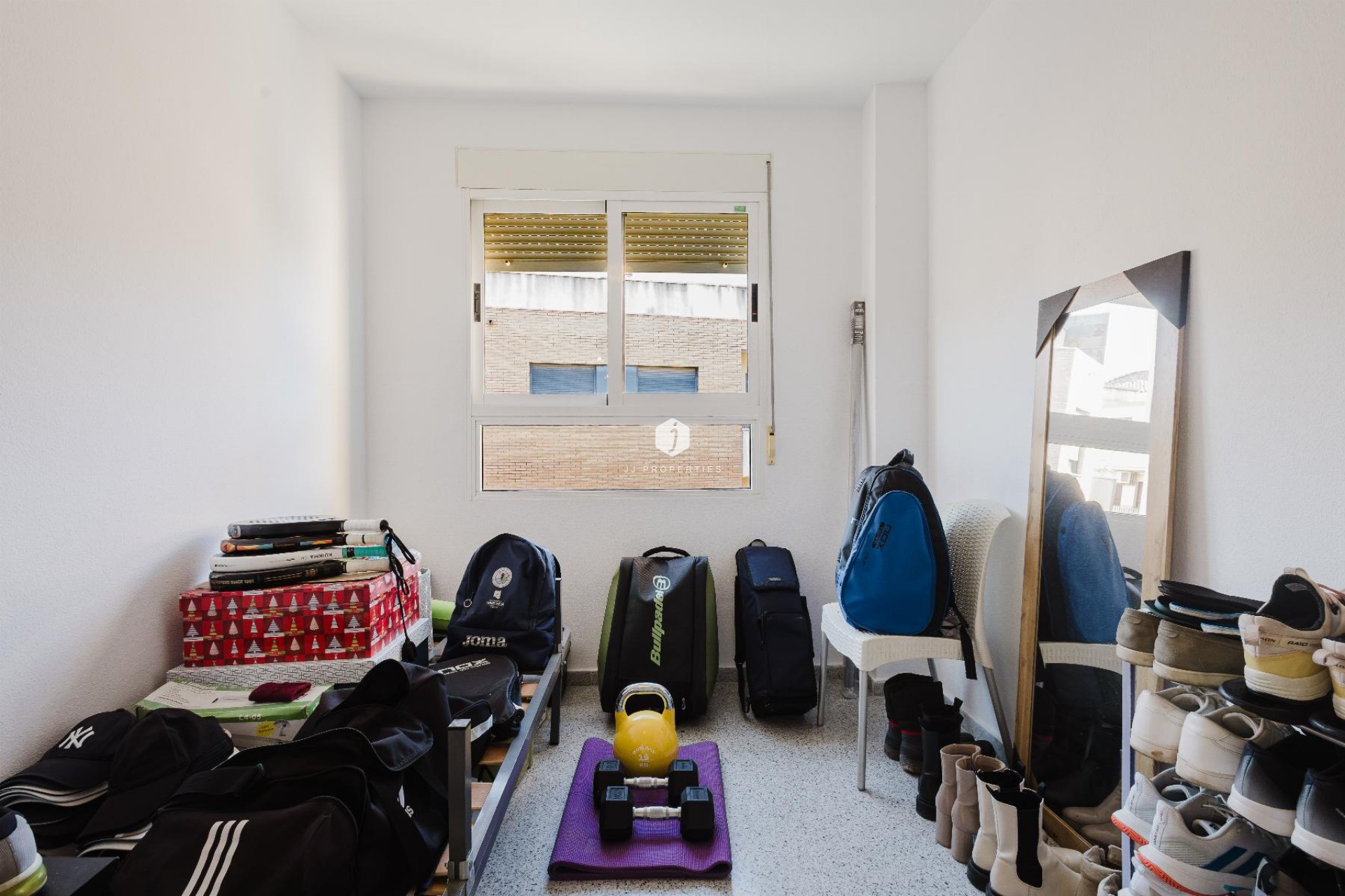 Aus zweiter Hand - Wohnung -
San Miguel de Salinas - Inland