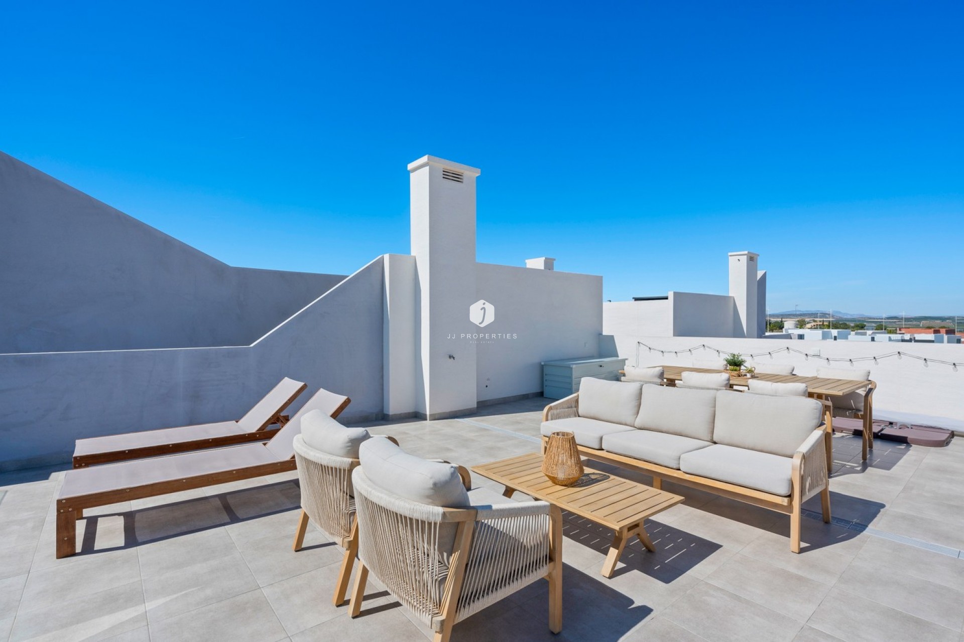 Aus zweiter Hand - Wohnung -
San Miguel de Salinas - Inland