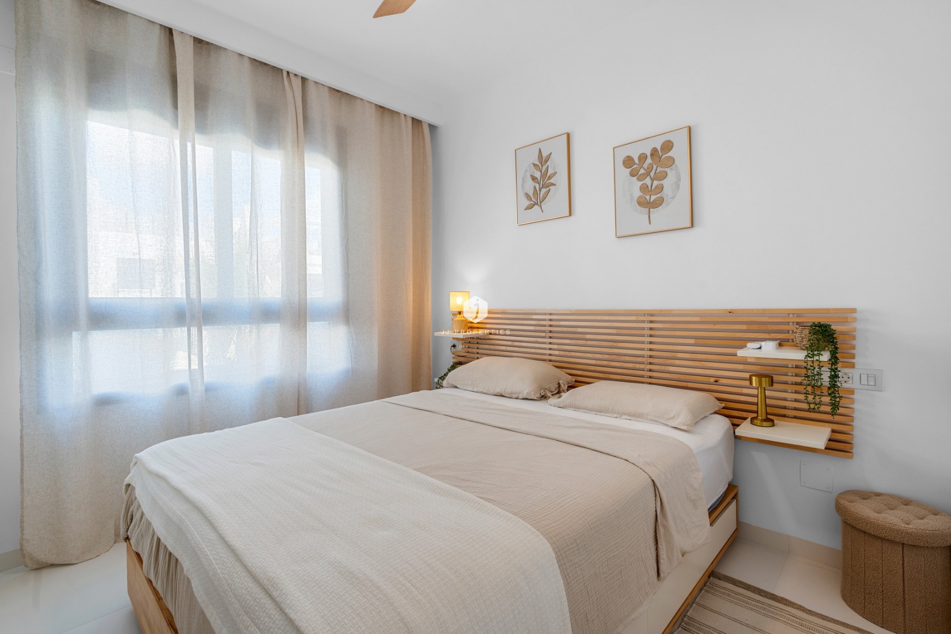 Aus zweiter Hand - Wohnung -
San Miguel de Salinas - Inland