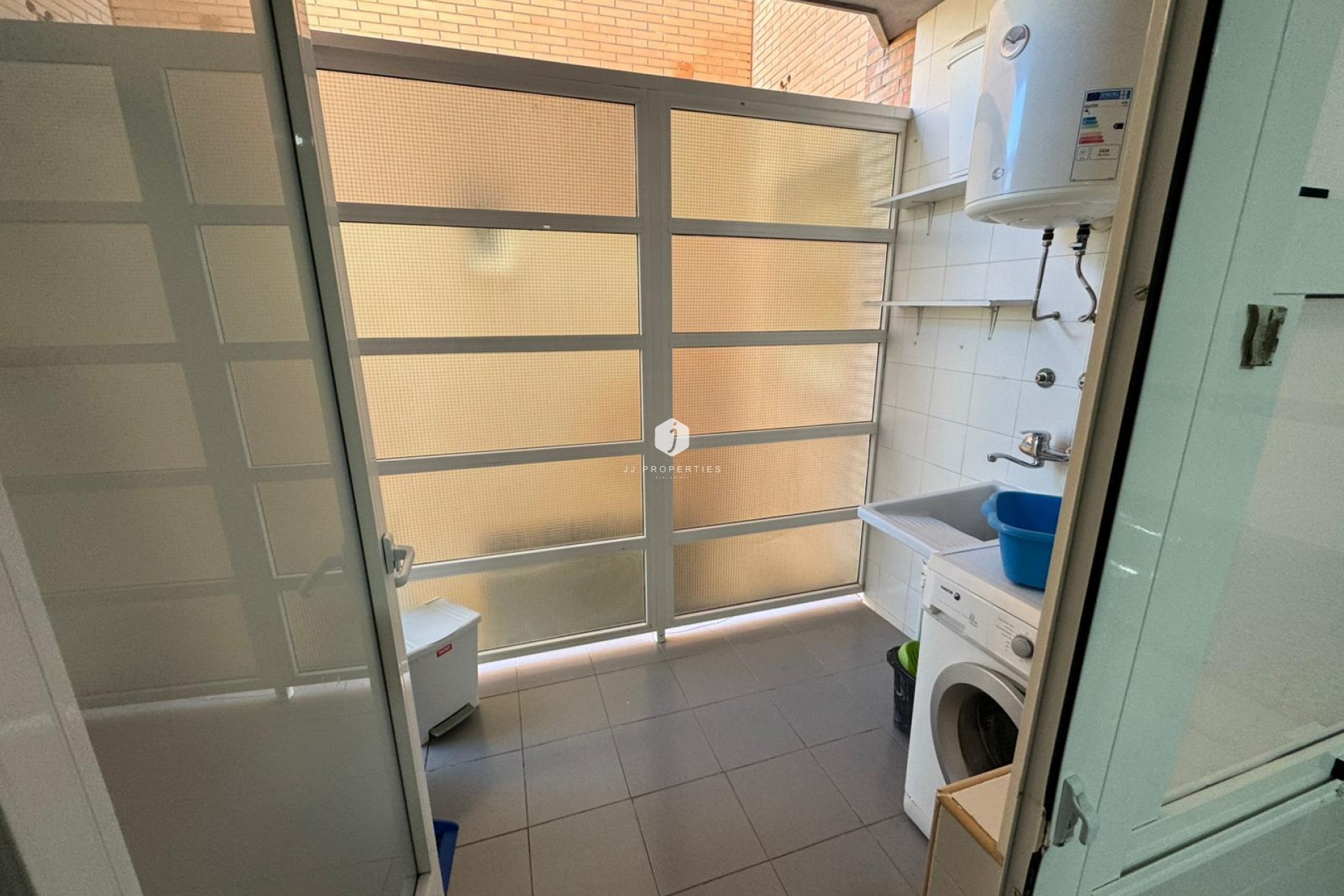 Aus zweiter Hand - Wohnung -
San Miguel de Salinas - Inland