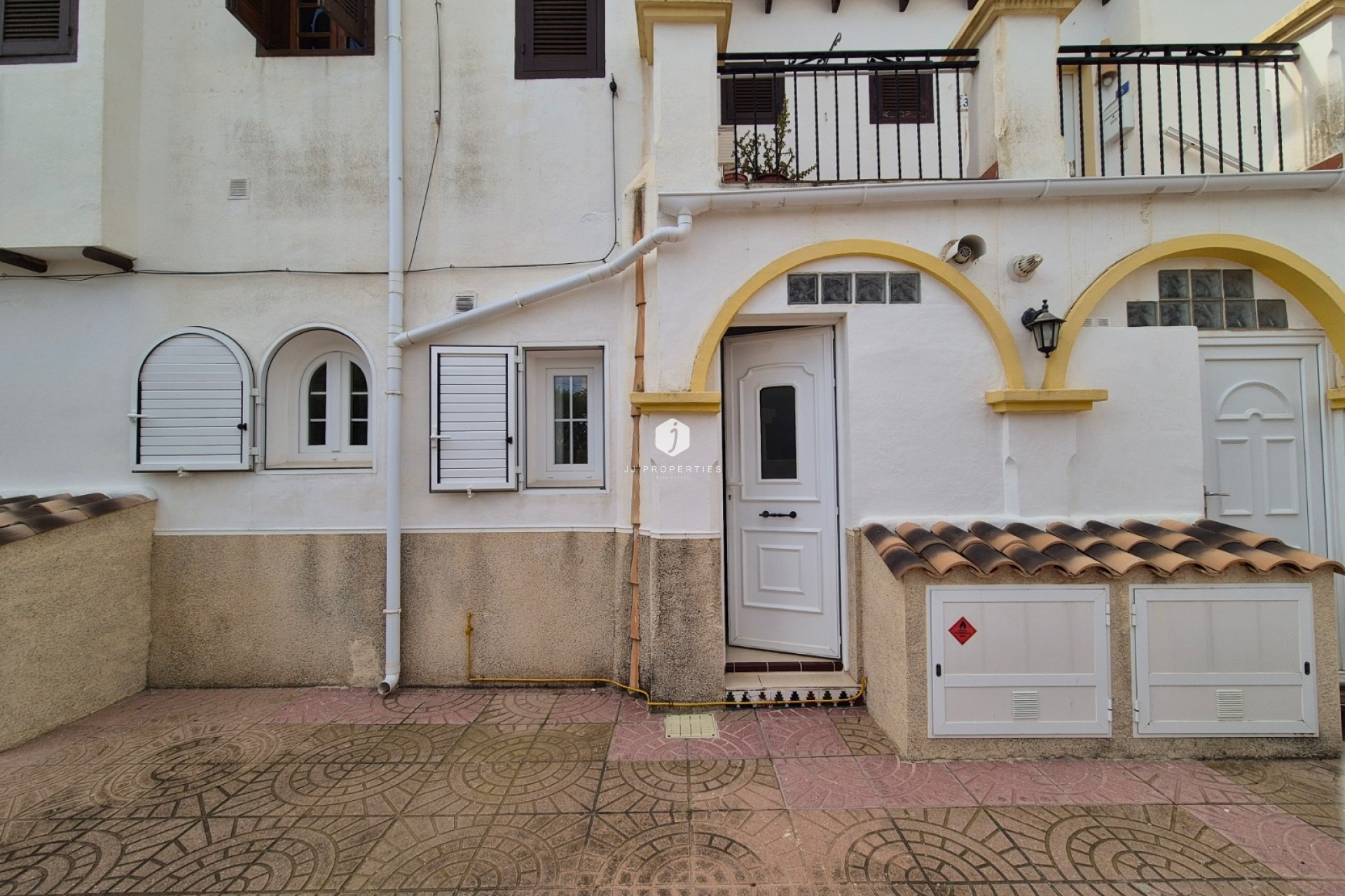 Aus zweiter Hand - Wohnung -
San Miguel de Salinas - Inland