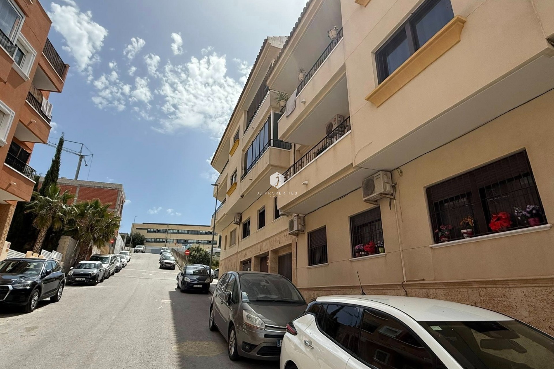 Aus zweiter Hand - Wohnung -
San Miguel de Salinas - Inland