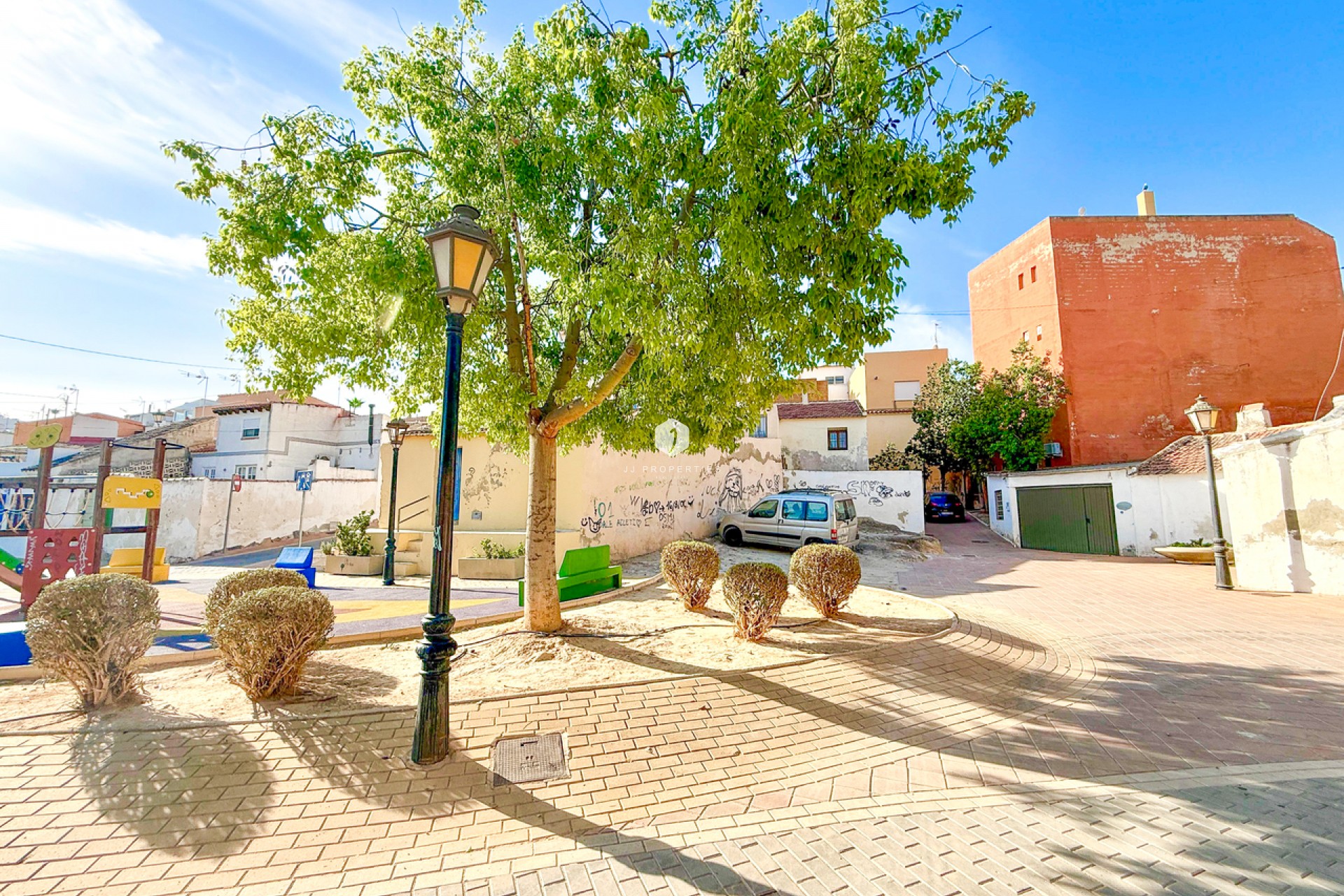 Aus zweiter Hand - Wohnung -
San Miguel de Salinas - Inland