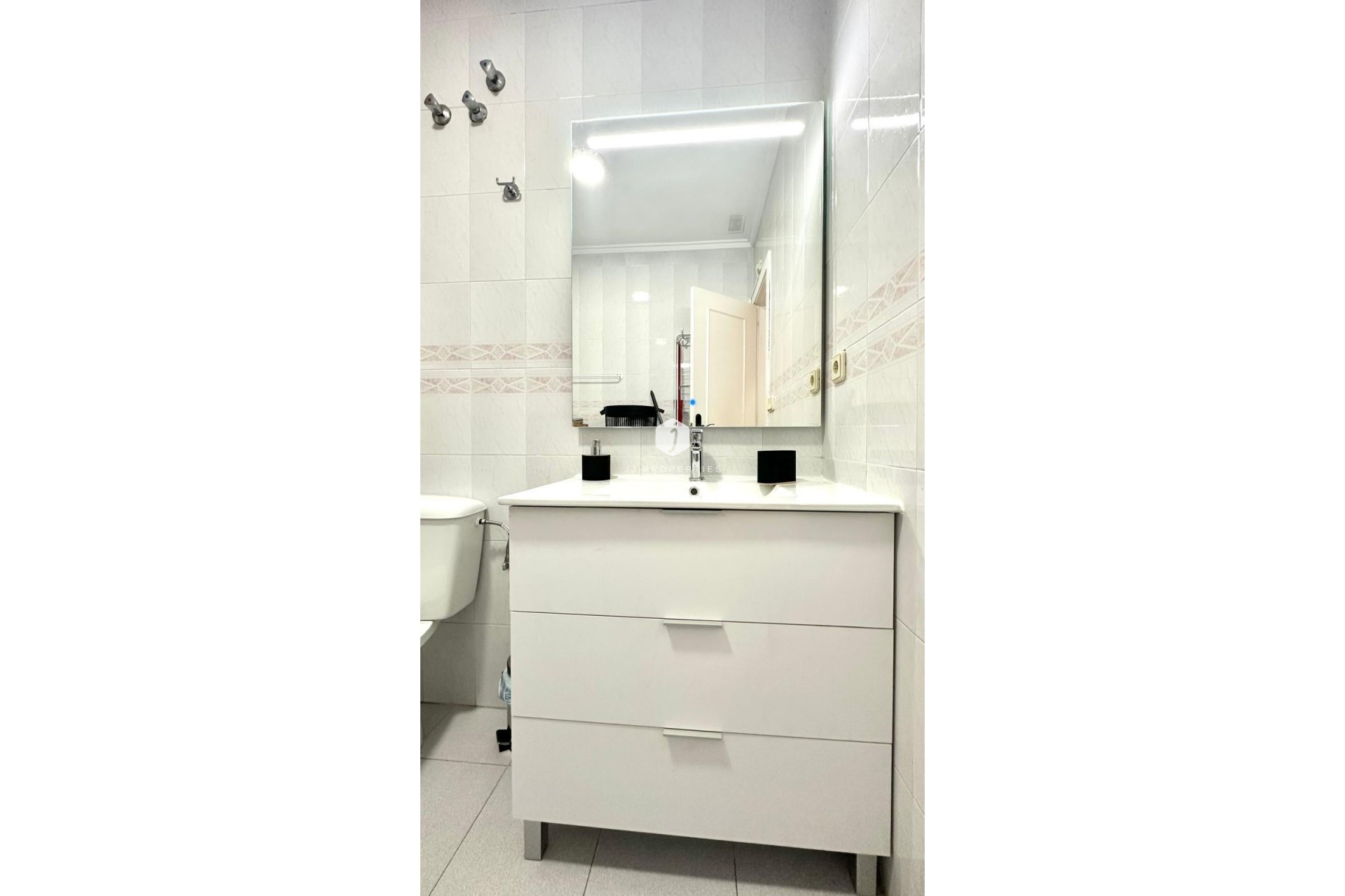 Aus zweiter Hand - Wohnung -
Torrevieja - Acequion