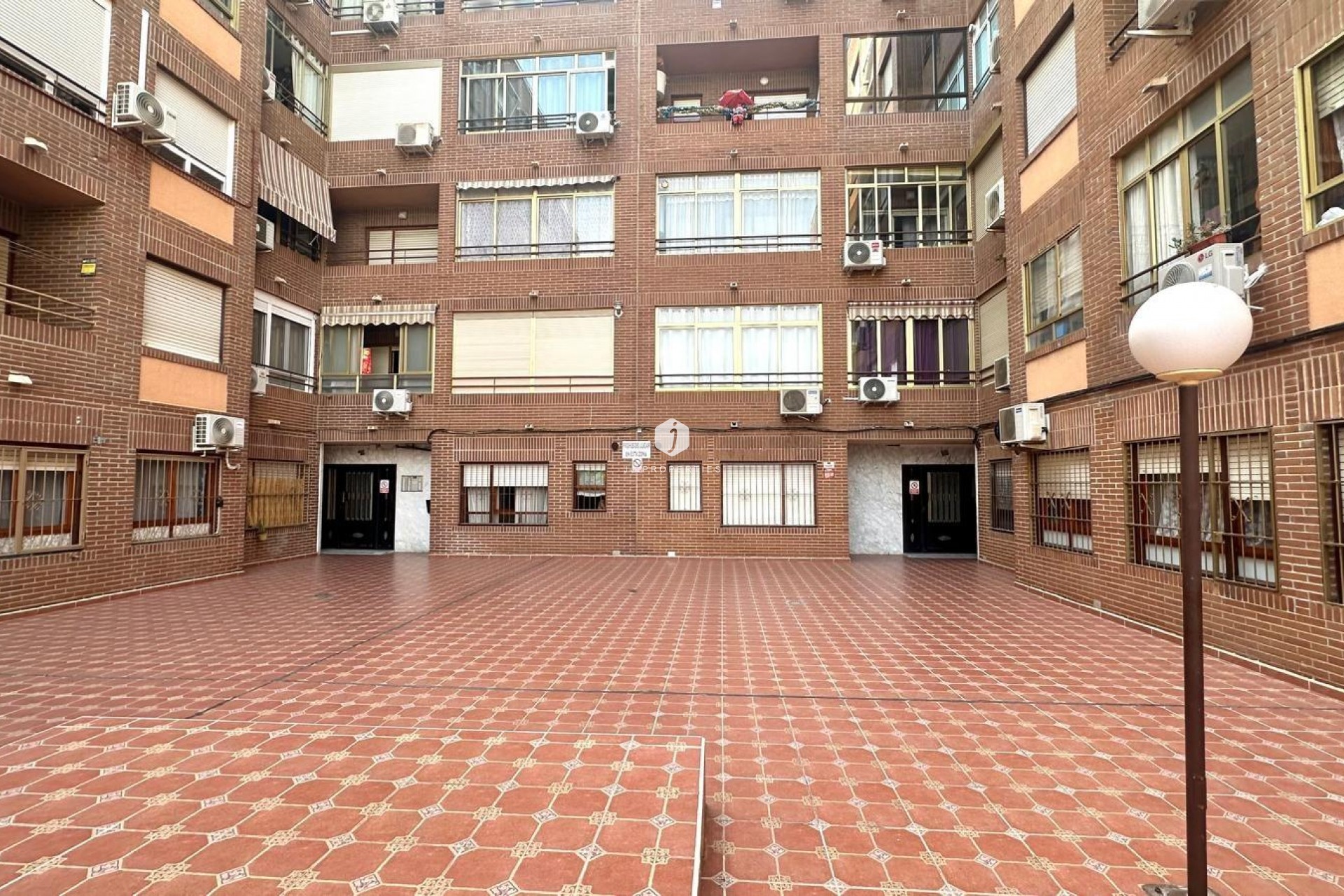 Aus zweiter Hand - Wohnung -
Torrevieja - Acequion