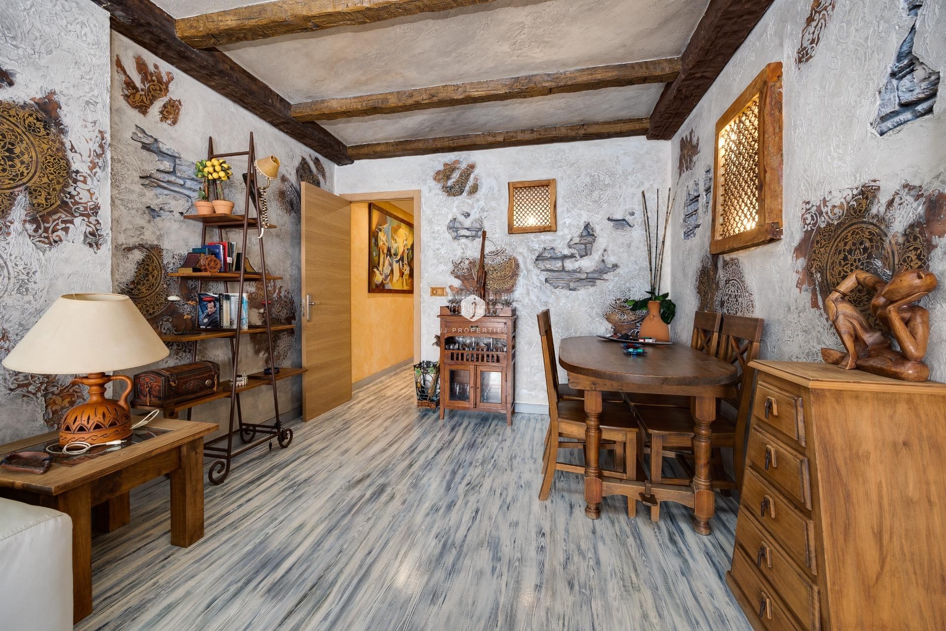 Aus zweiter Hand - Wohnung -
Torrevieja - Acequion