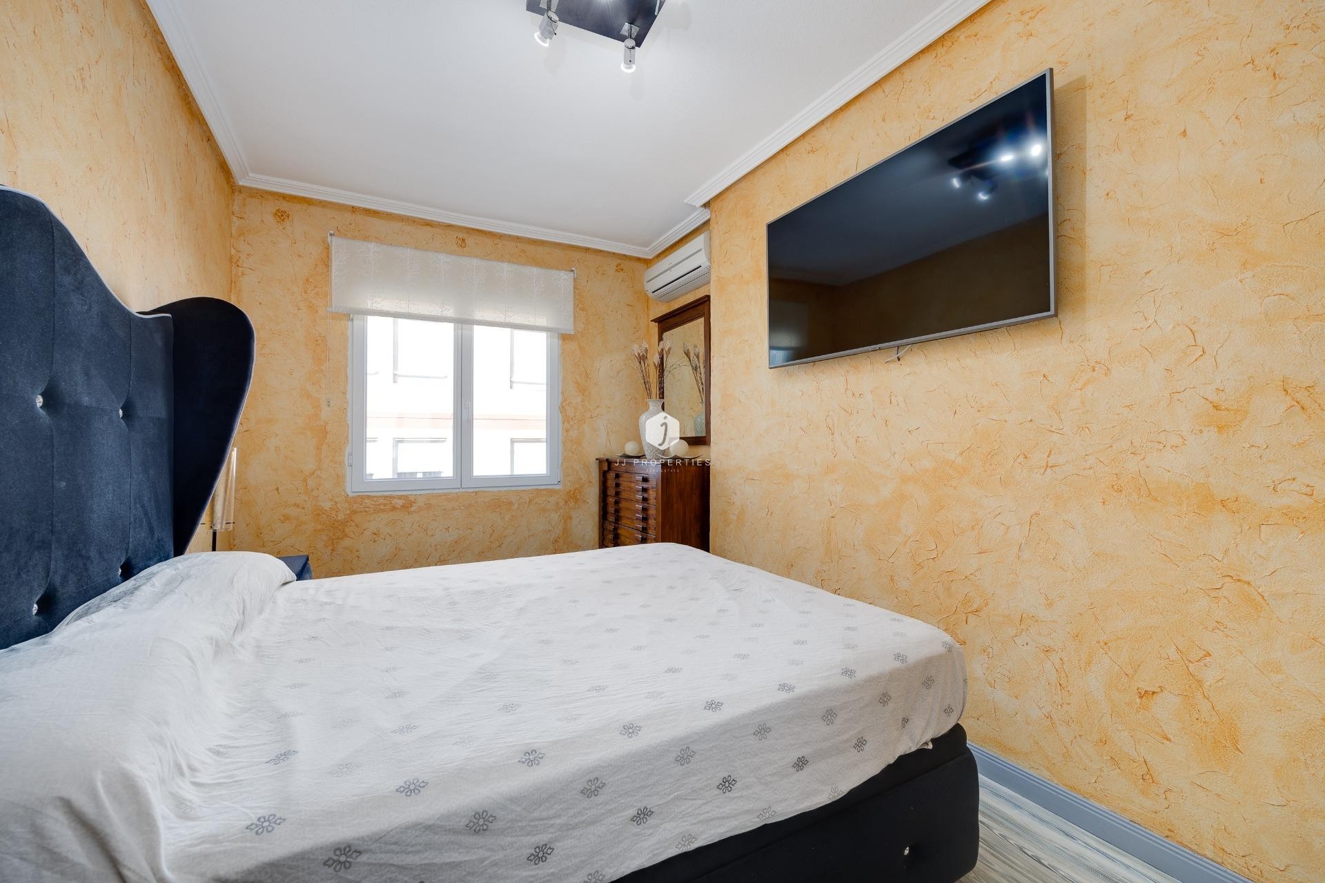 Aus zweiter Hand - Wohnung -
Torrevieja - Acequion