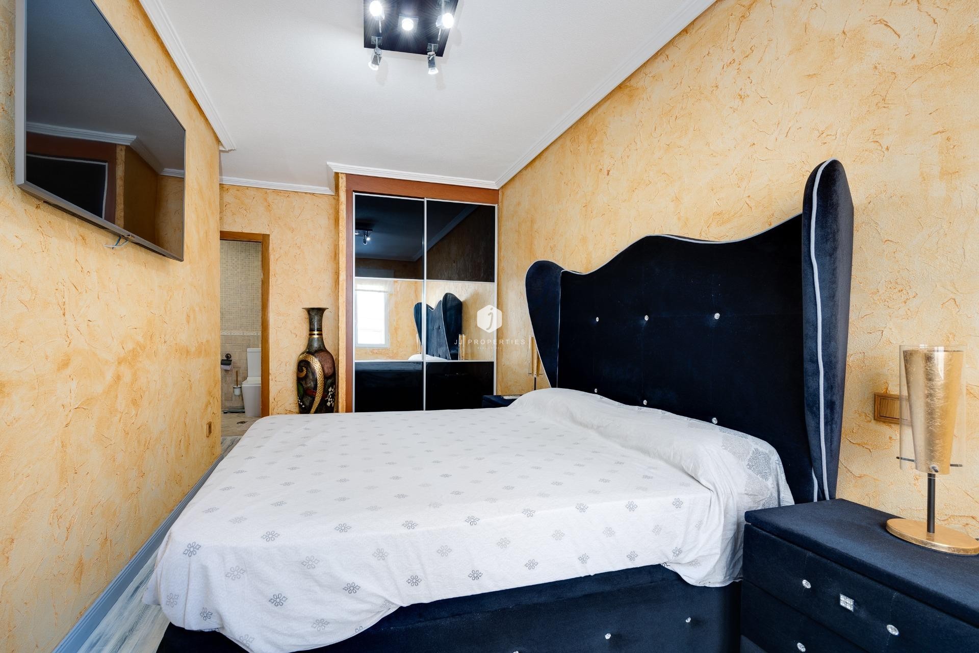 Aus zweiter Hand - Wohnung -
Torrevieja - Acequion