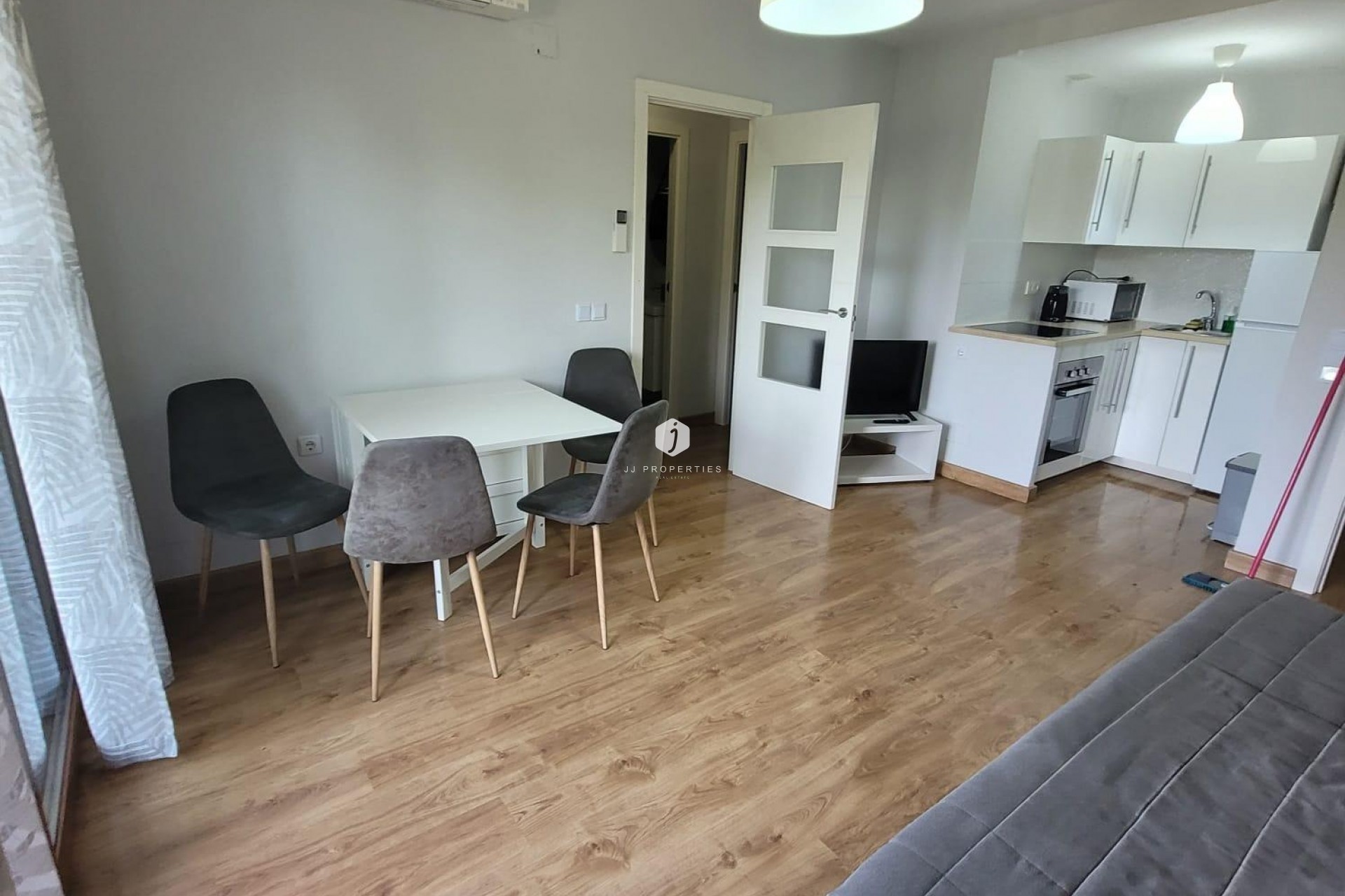 Aus zweiter Hand - Wohnung -
Torrevieja - Acequion