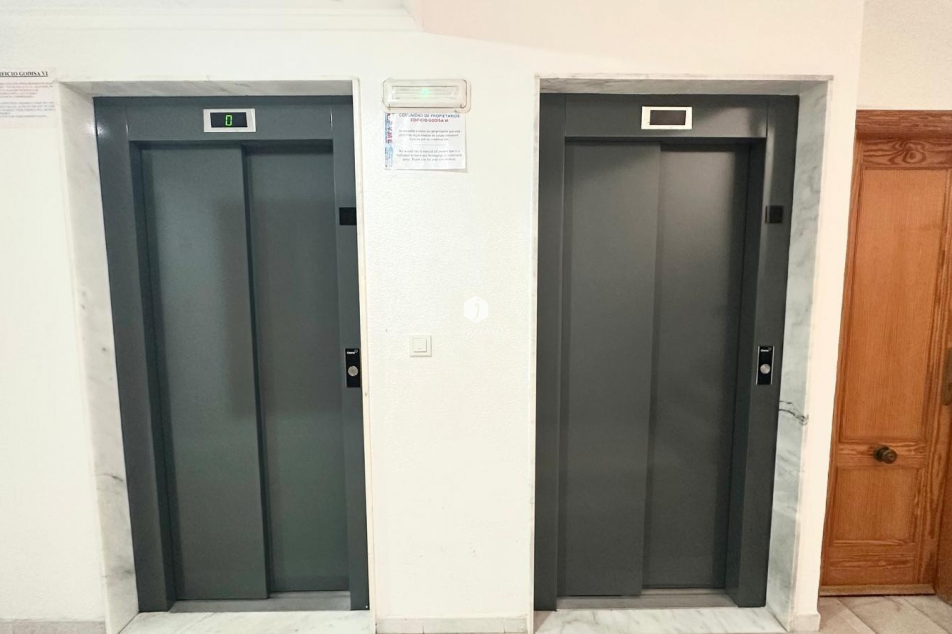 Aus zweiter Hand - Wohnung -
Torrevieja - Acequion