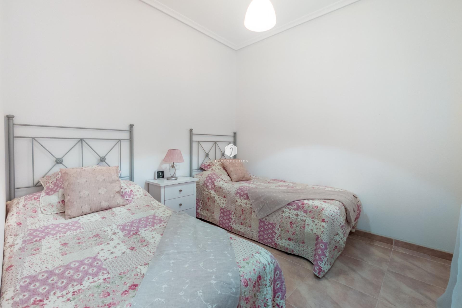 Aus zweiter Hand - Wohnung -
Torrevieja - Acequion